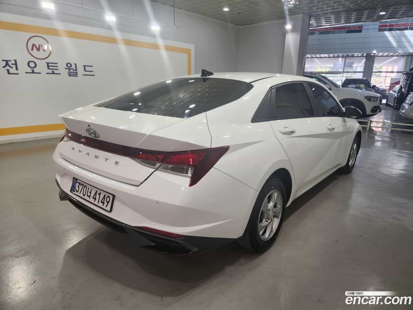 AVANTE Hyundai 2020.4-OPTION-021