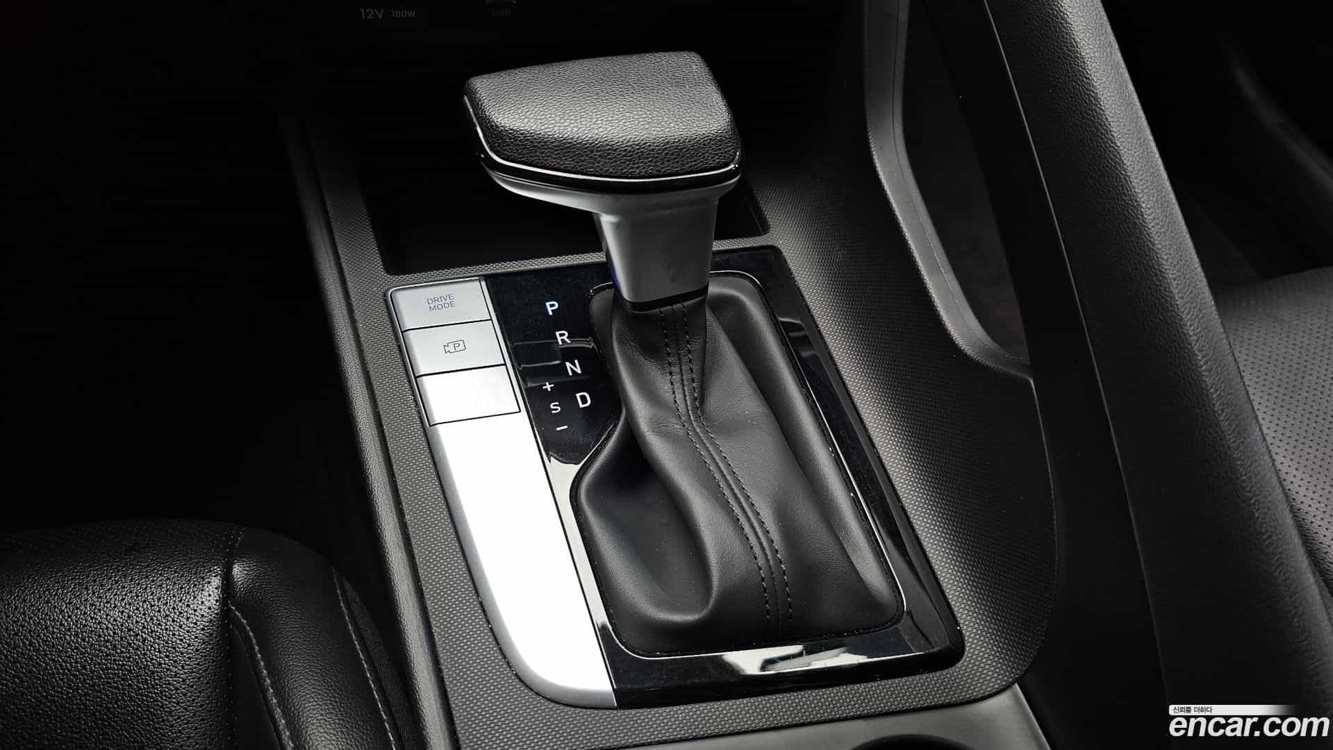 AVANTE Hyundai 2022.5-INNER-009