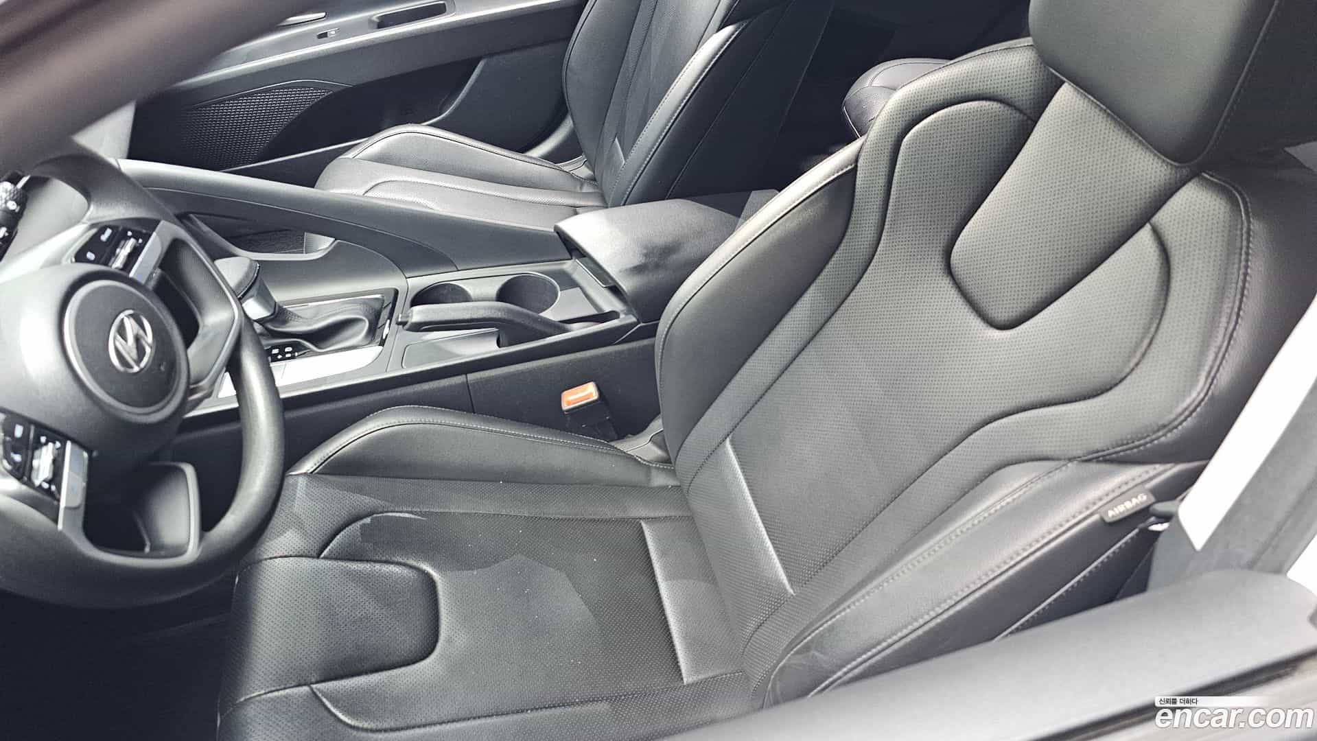 AVANTE Hyundai 2022.5-OPTION-041