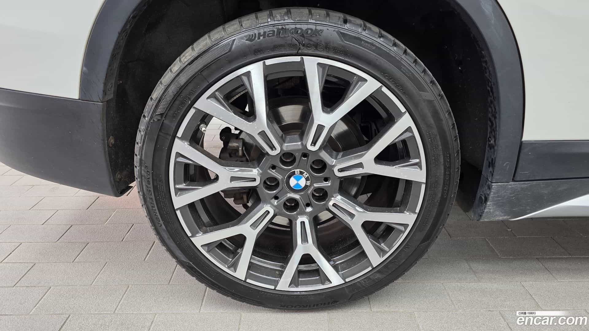 X1 BMW 2022.7-OUTER-005