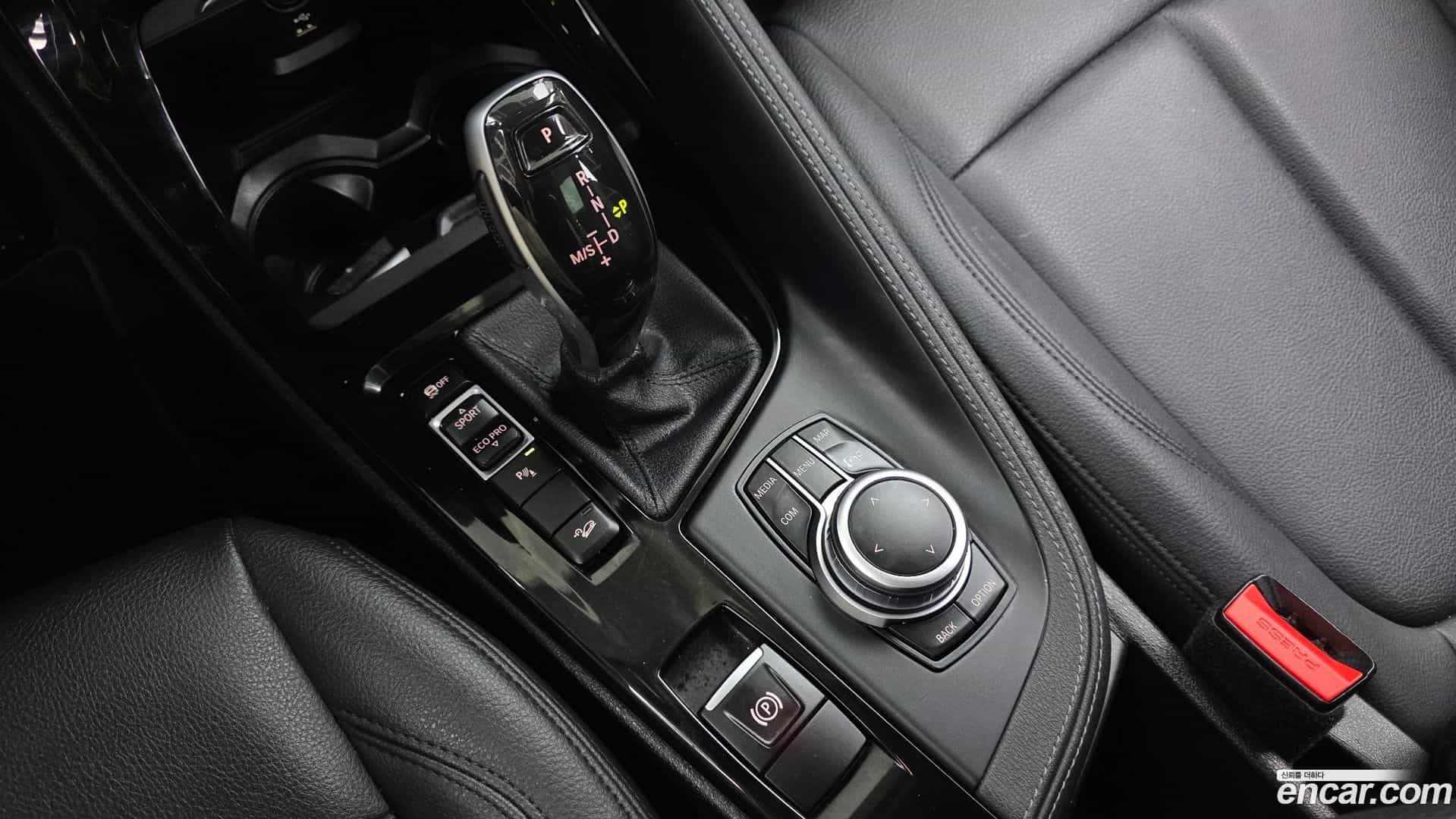 X1 BMW 2022.7-INNER-009