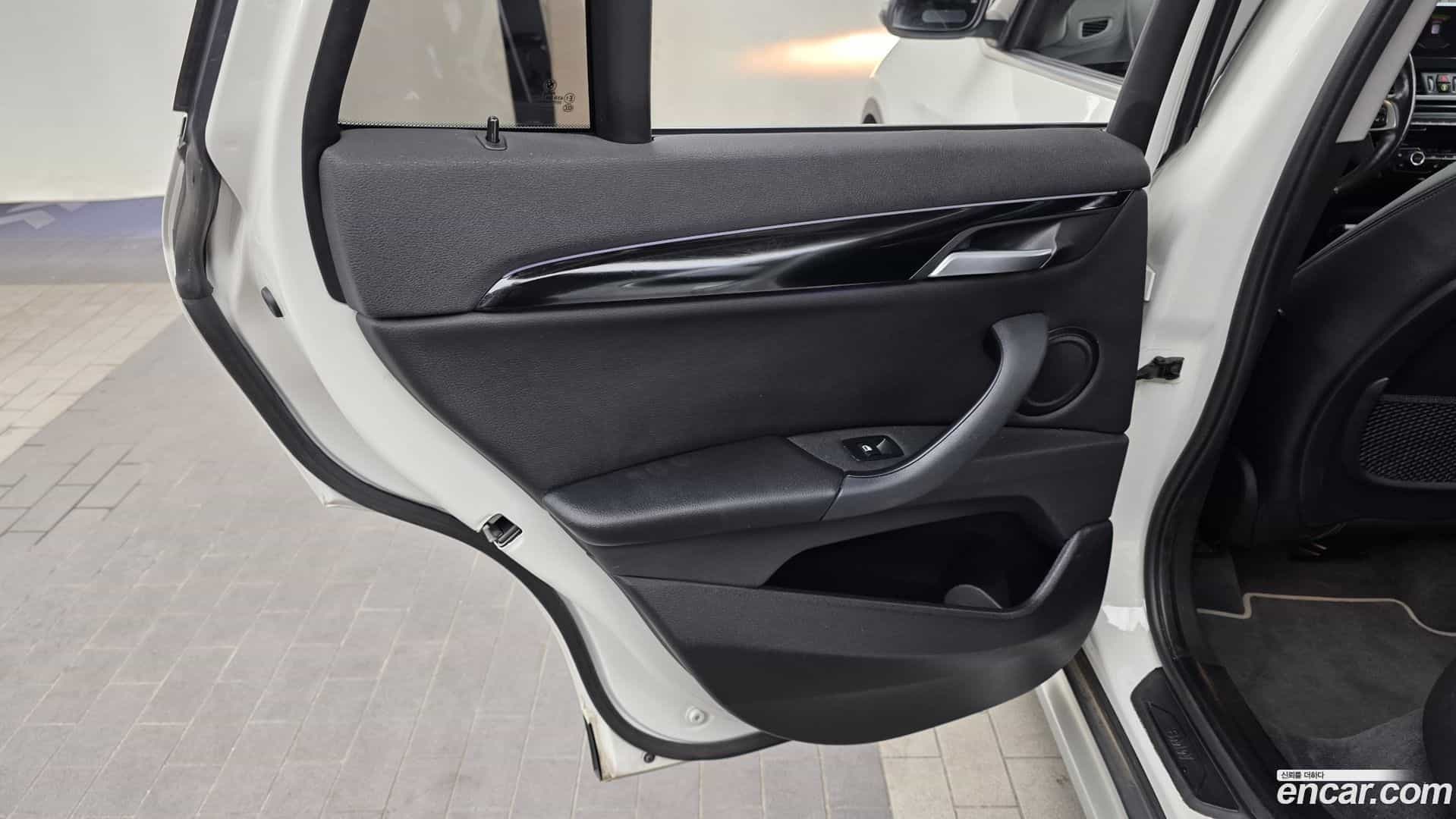 X1 BMW 2022.7-INNER-035