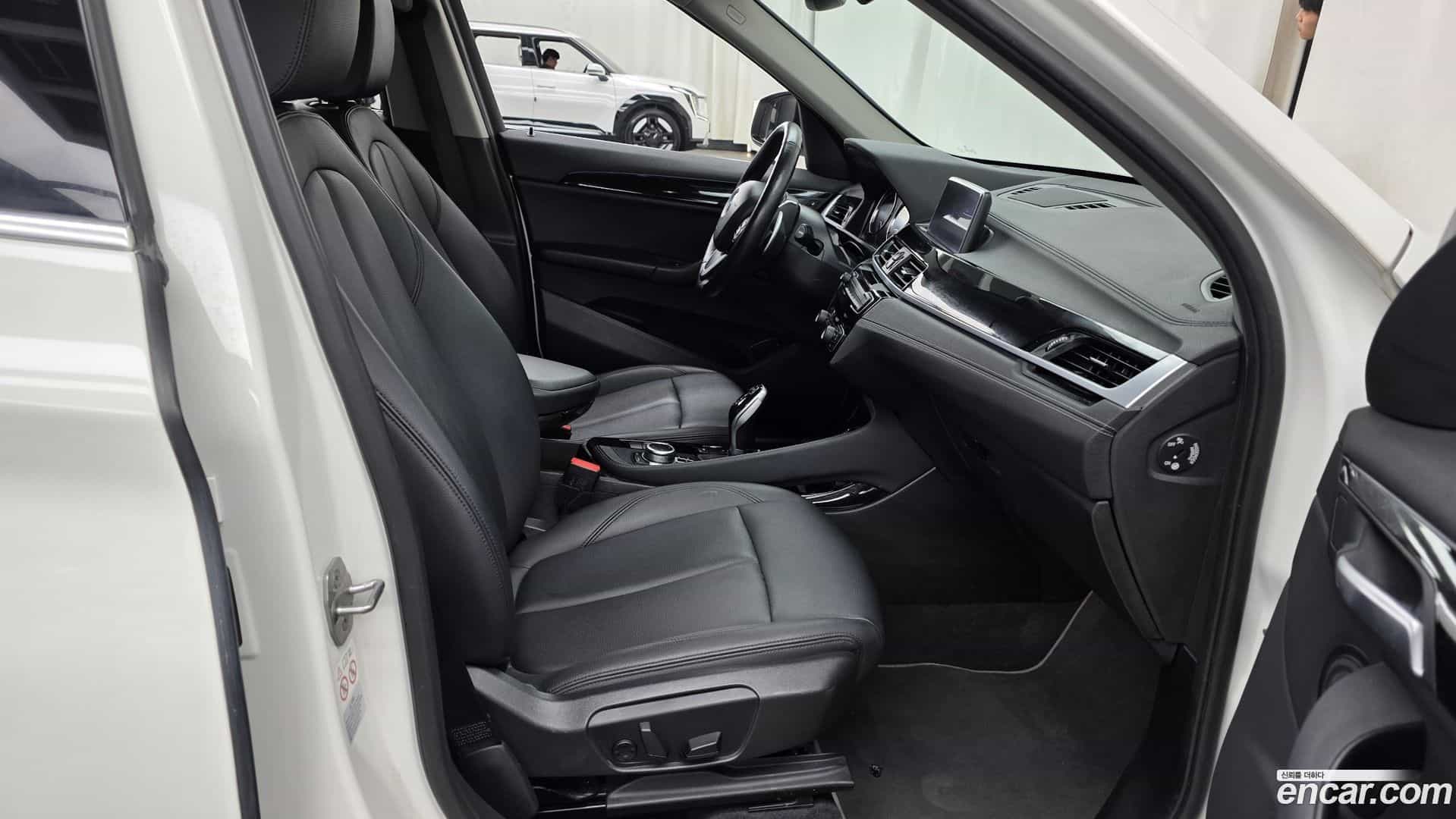 X1 BMW 2022.7-INNER-036