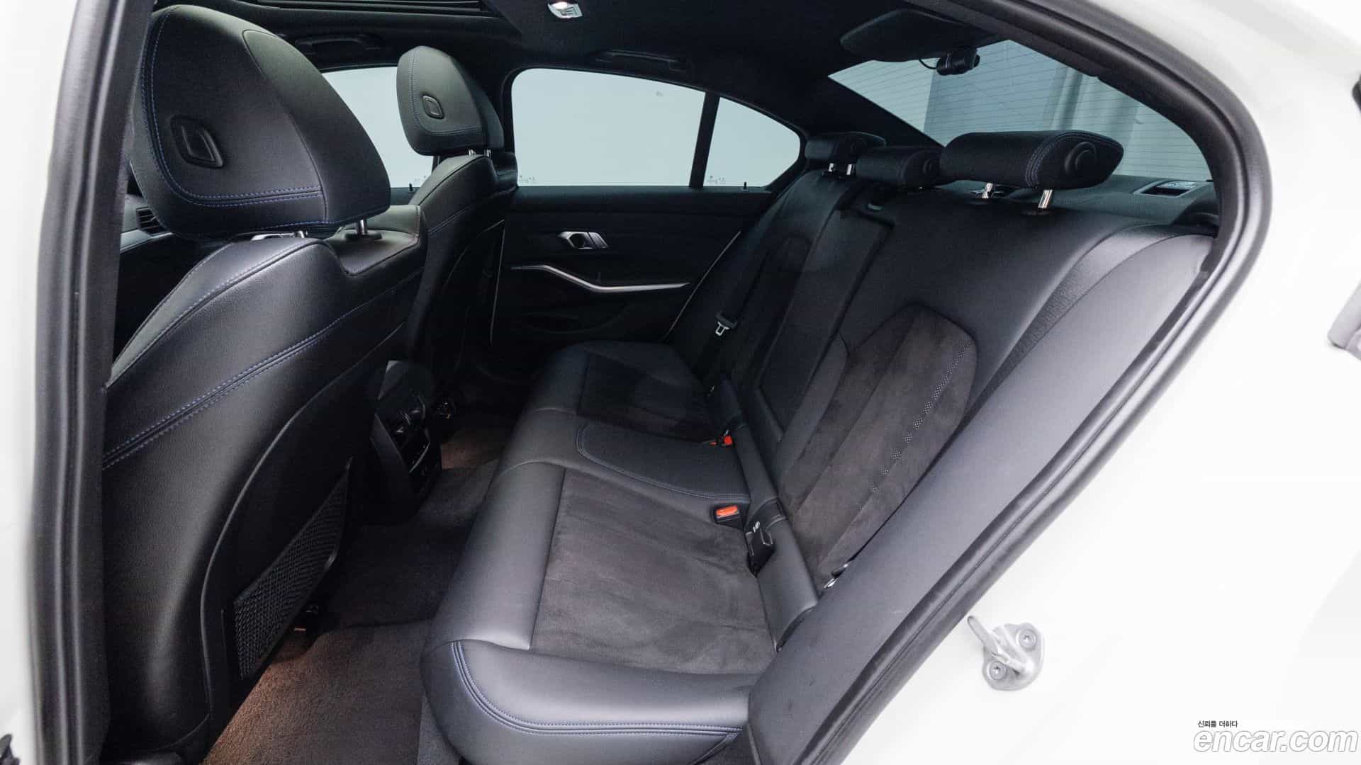 3-Series BMW 2022.4-OPTION-016