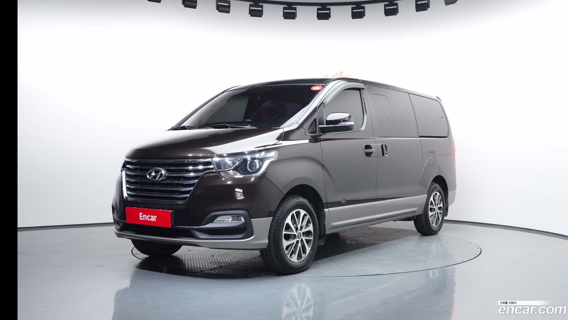 Main__Slider__Photo:Starex Hyundai 2018.1-0
