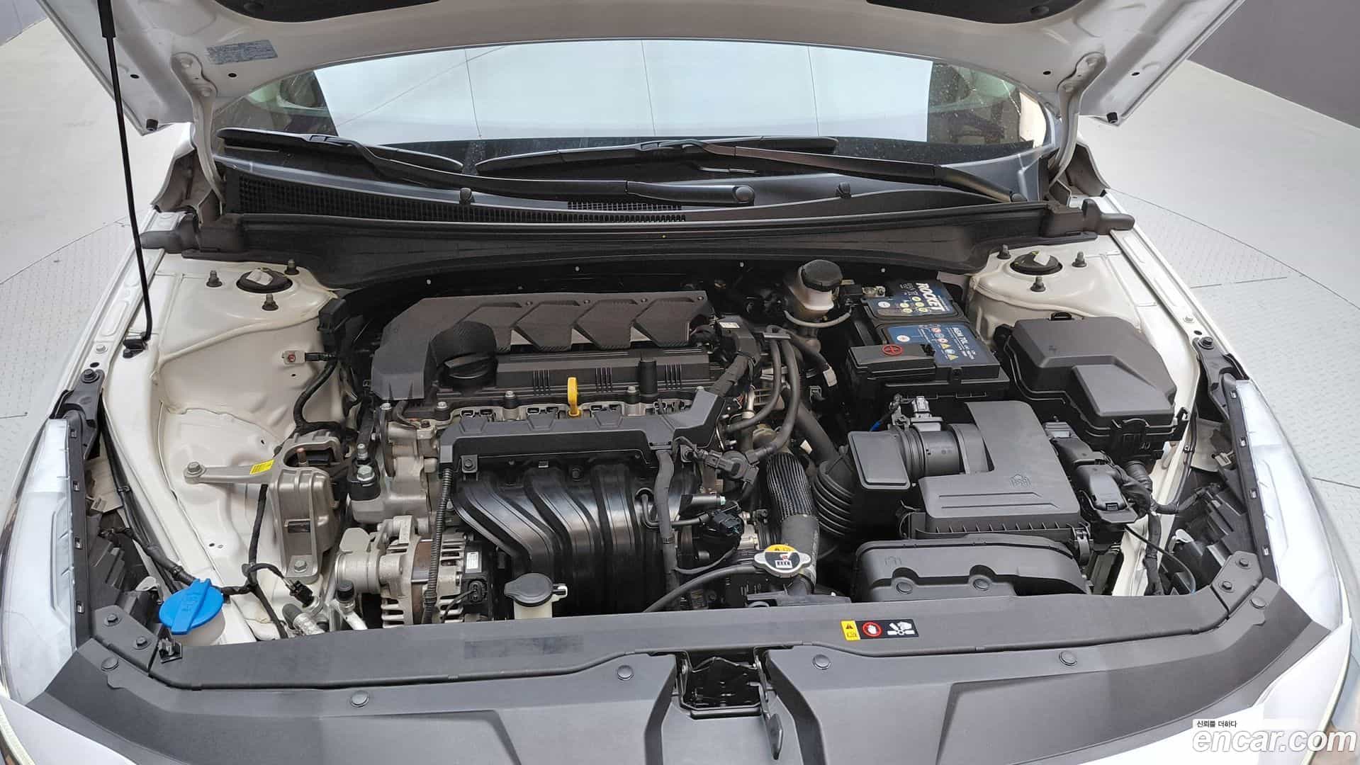 AVANTE Hyundai 2022.5-OUTER-006