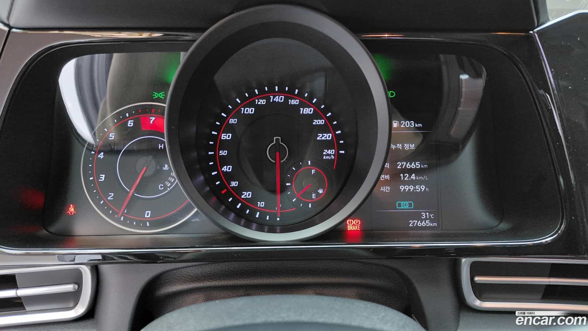 AVANTE Hyundai 2022.5-INNER-008