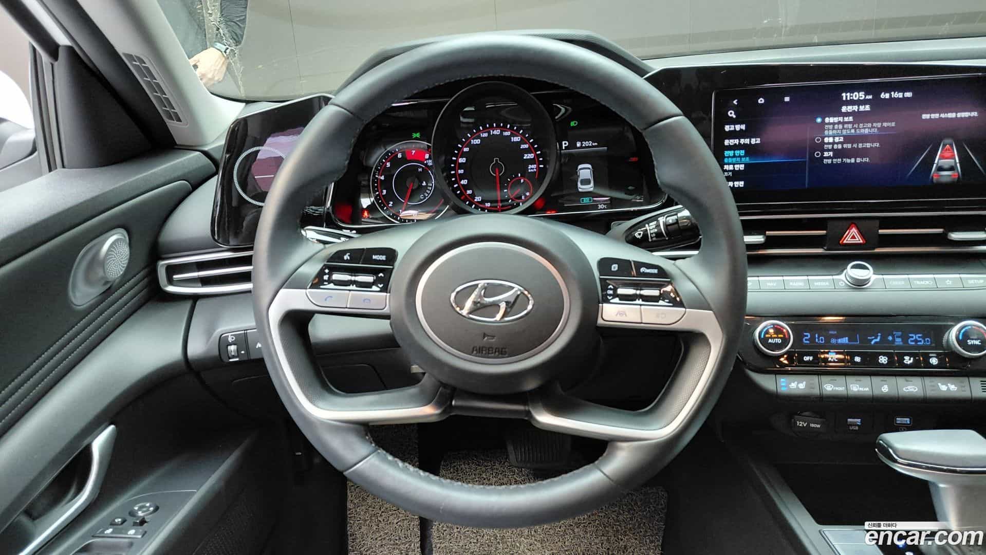 AVANTE Hyundai 2022.5-OPTION-017