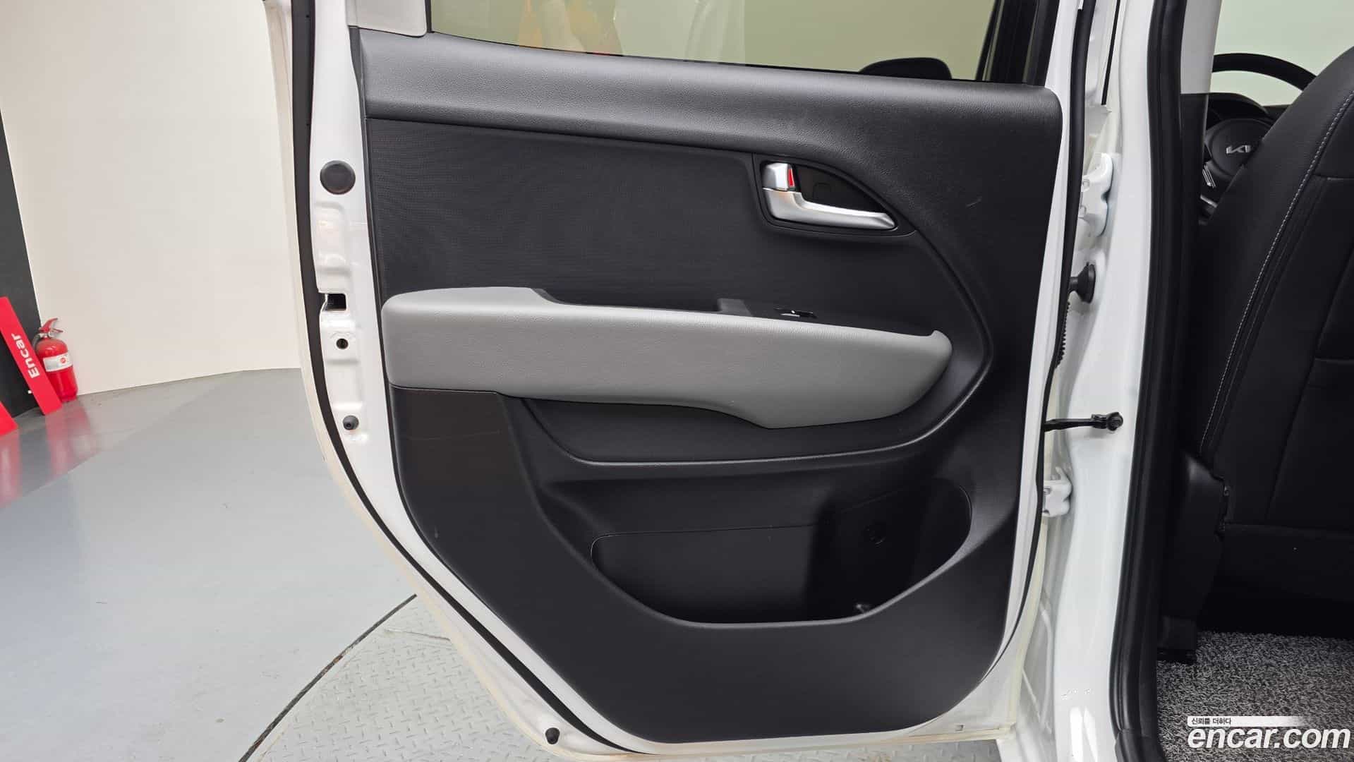 RAY Kia 2022.7-INNER-035