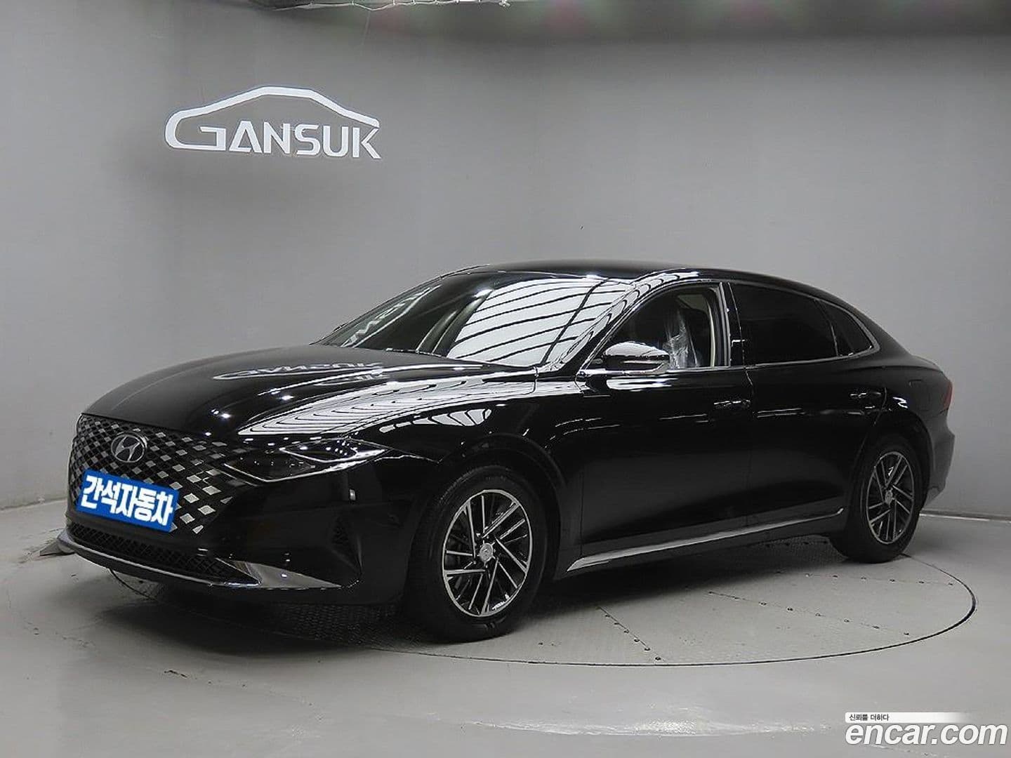 Main__Slider__Photo:Grandeur Hyundai 2021.2-0