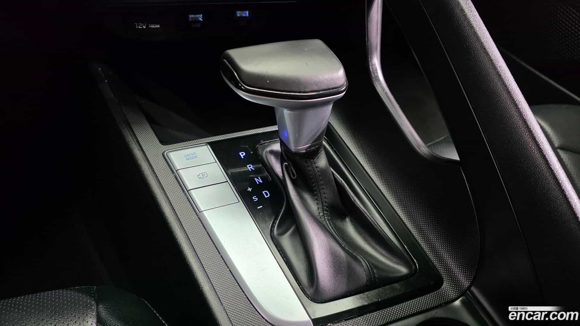 AVANTE Hyundai 2020.11-INNER-009