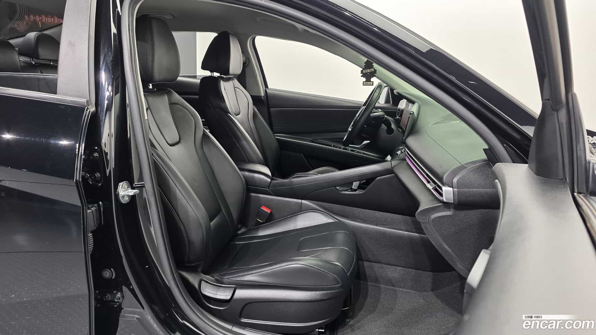 AVANTE Hyundai 2020.11-OPTION-015