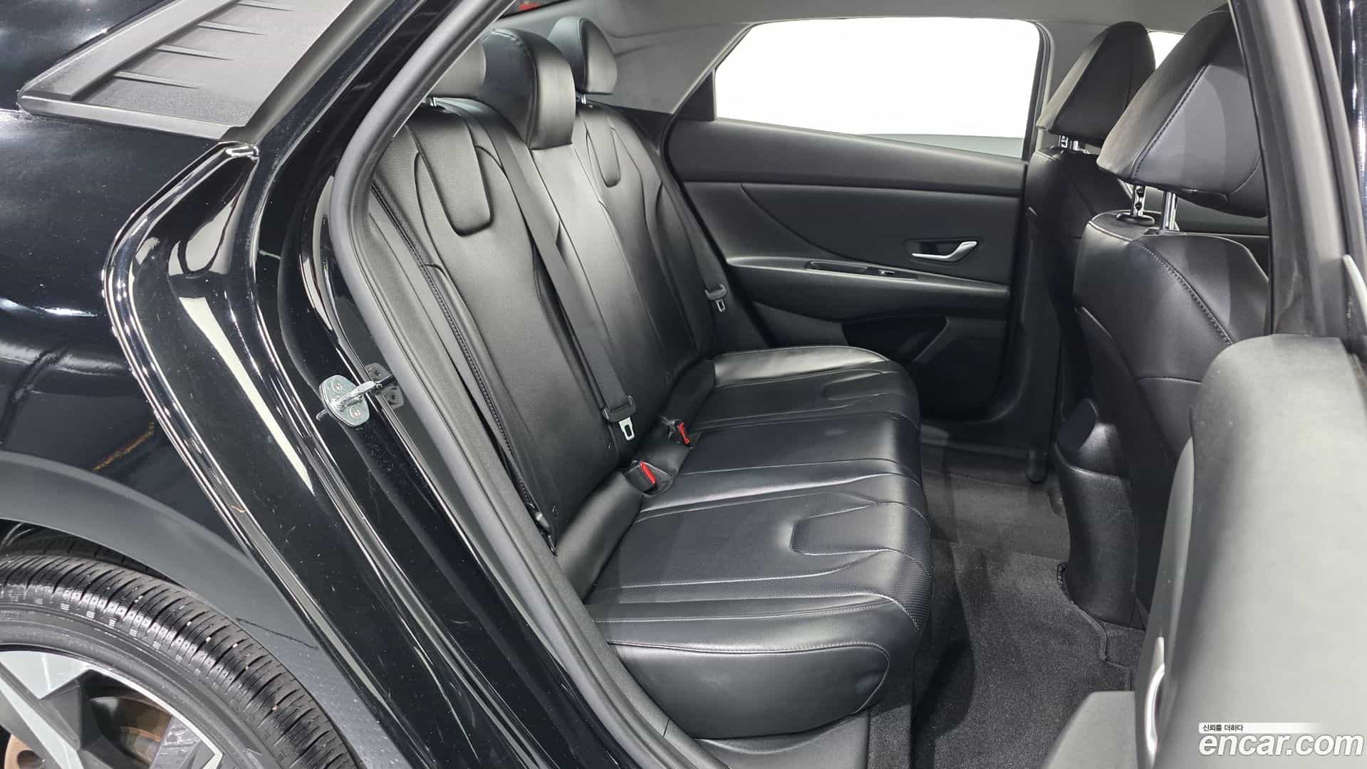 AVANTE Hyundai 2020.11-OPTION-016