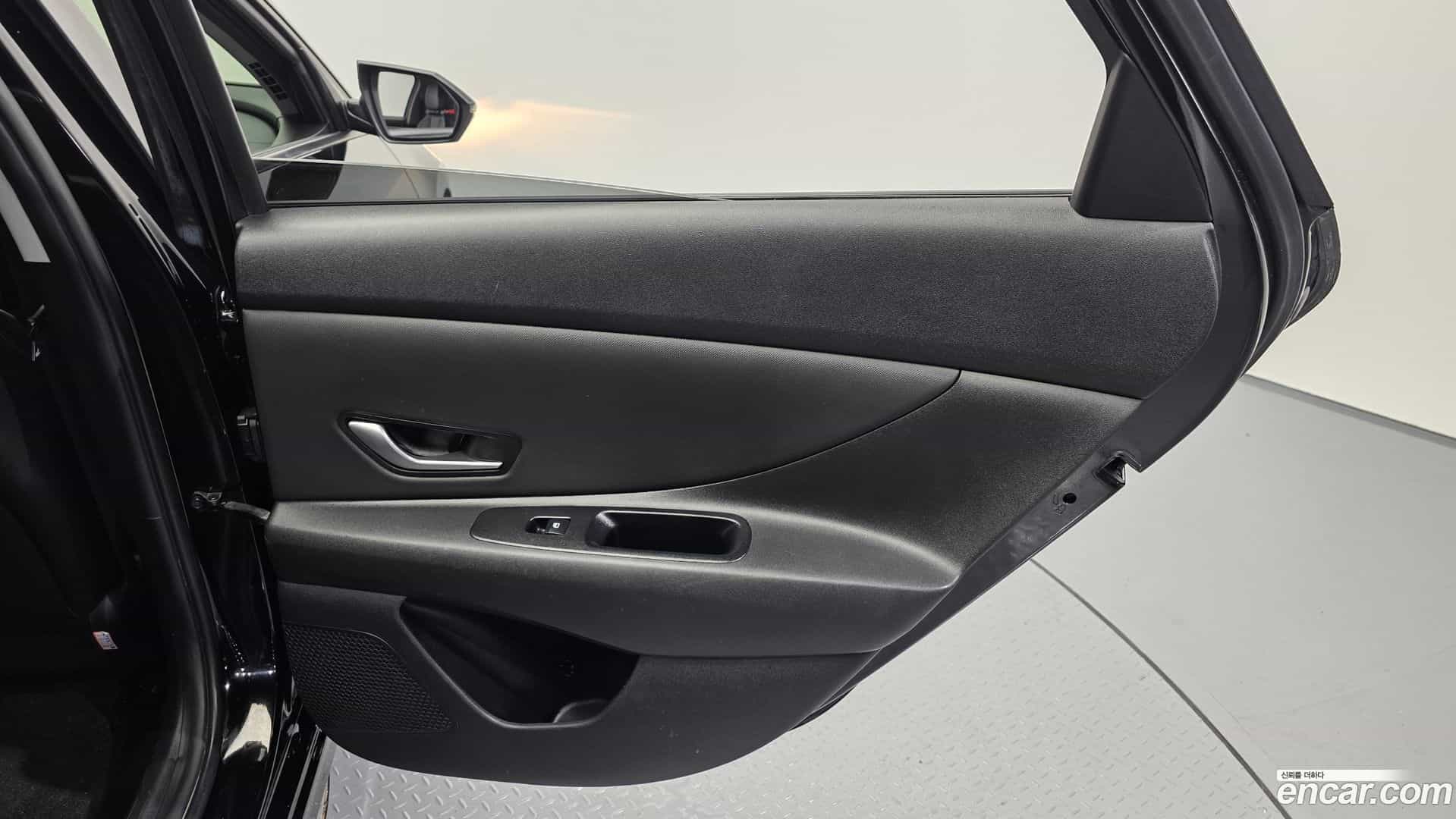 AVANTE Hyundai 2020.11-INNER-035