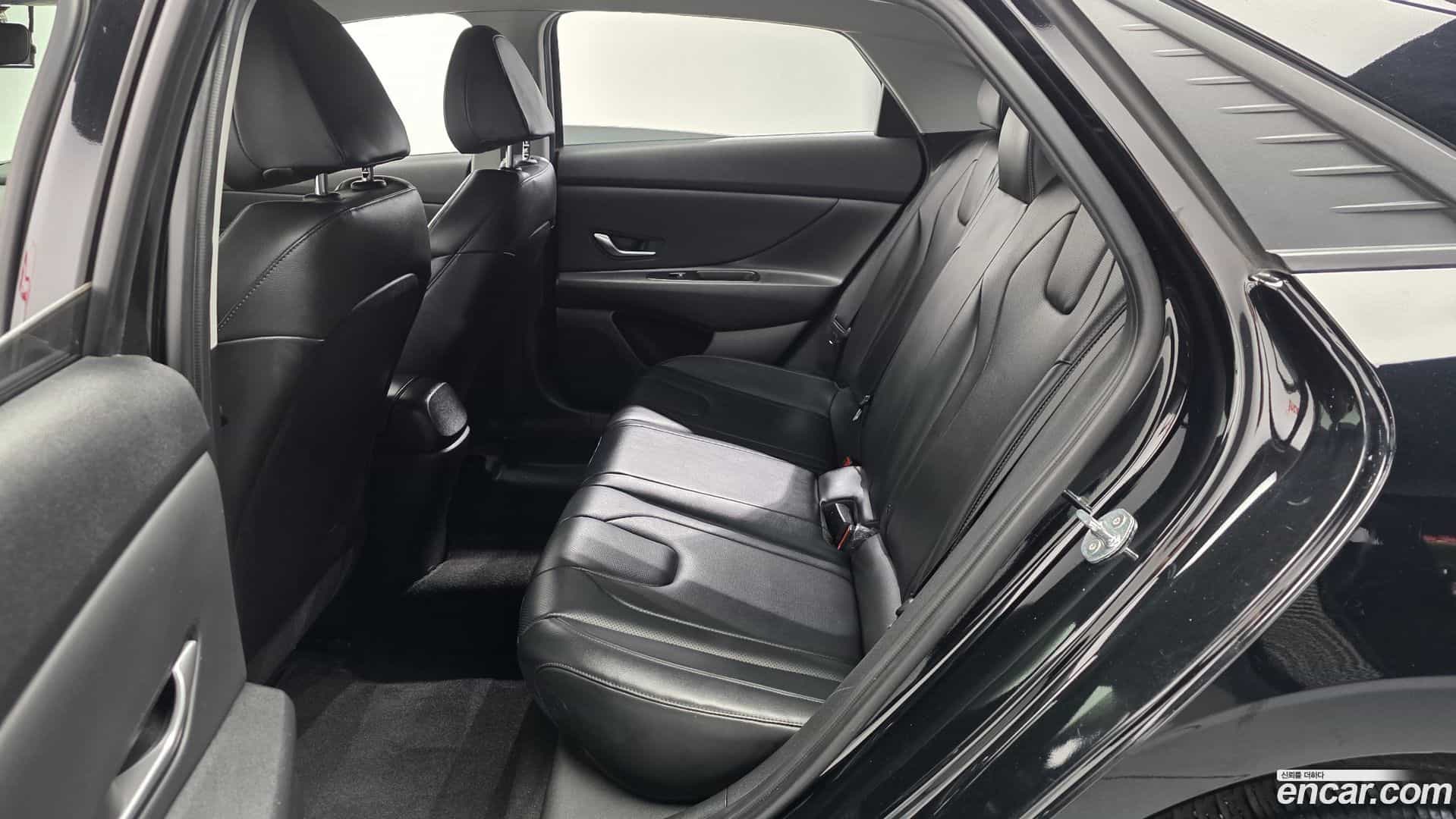 AVANTE Hyundai 2020.11-INNER-036