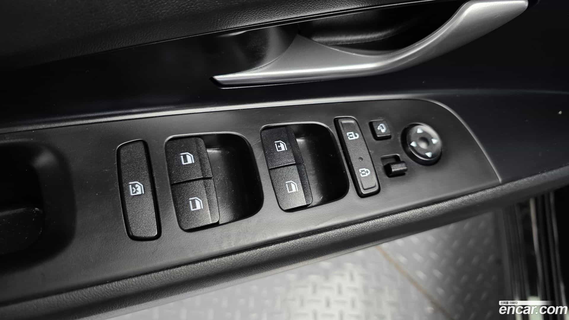 AVANTE Hyundai 2020.11-OPTION-042