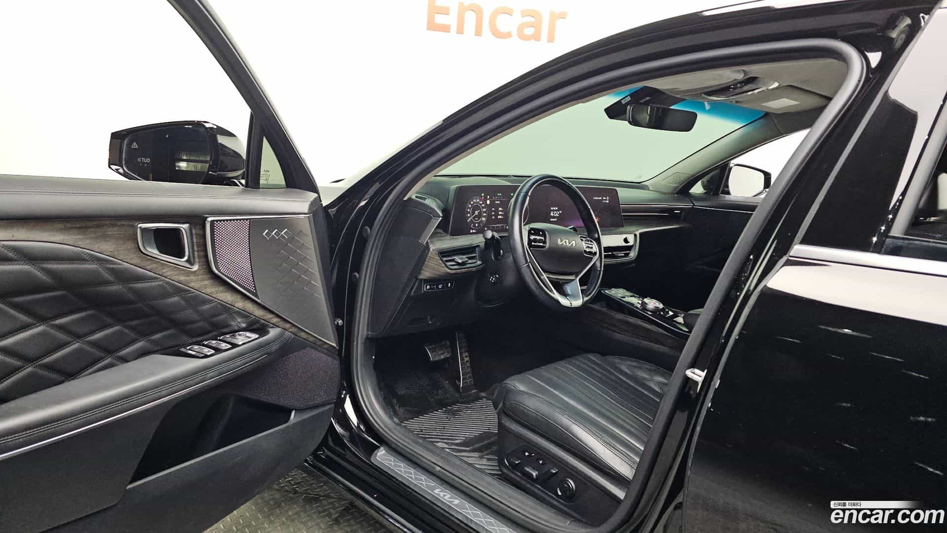 K8 Kia 2021.4-INNER-010