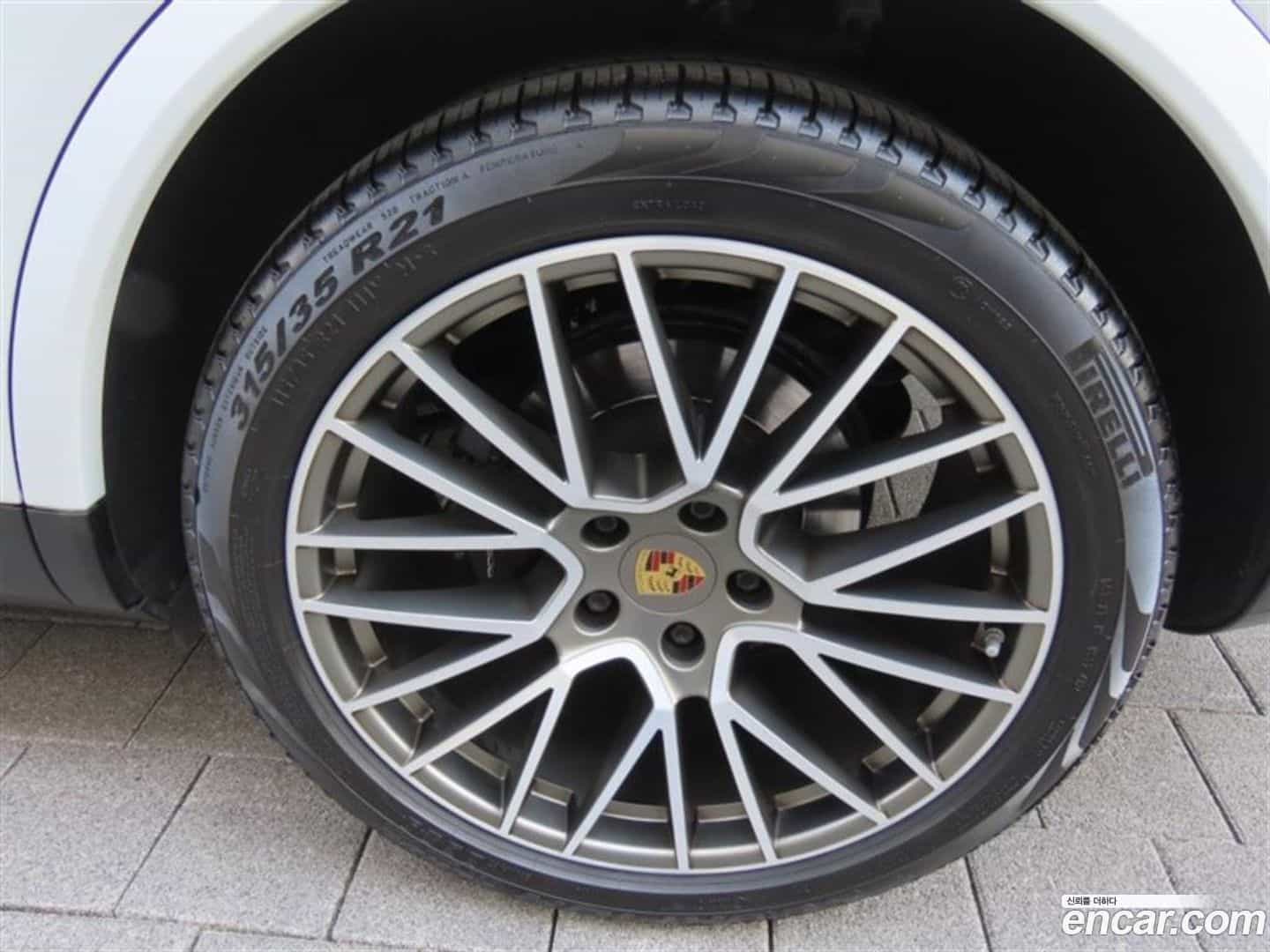 Cayenne Porsche 2022.6-OPTION-019