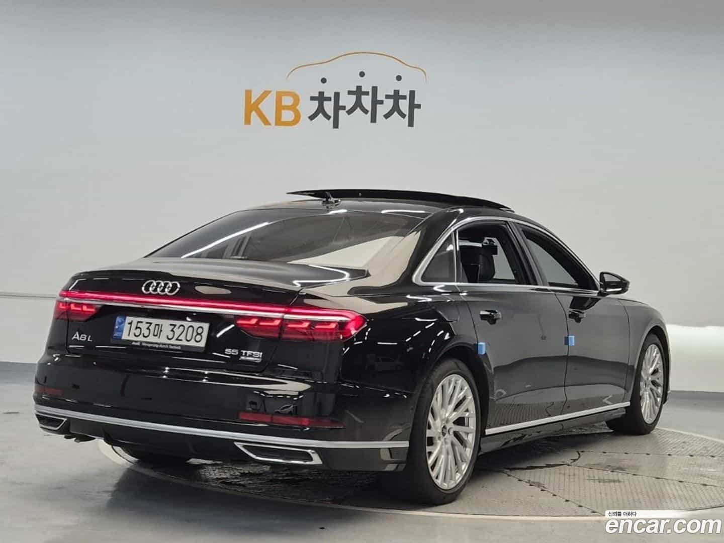 A8 Audi 2021.11-OUTER-003