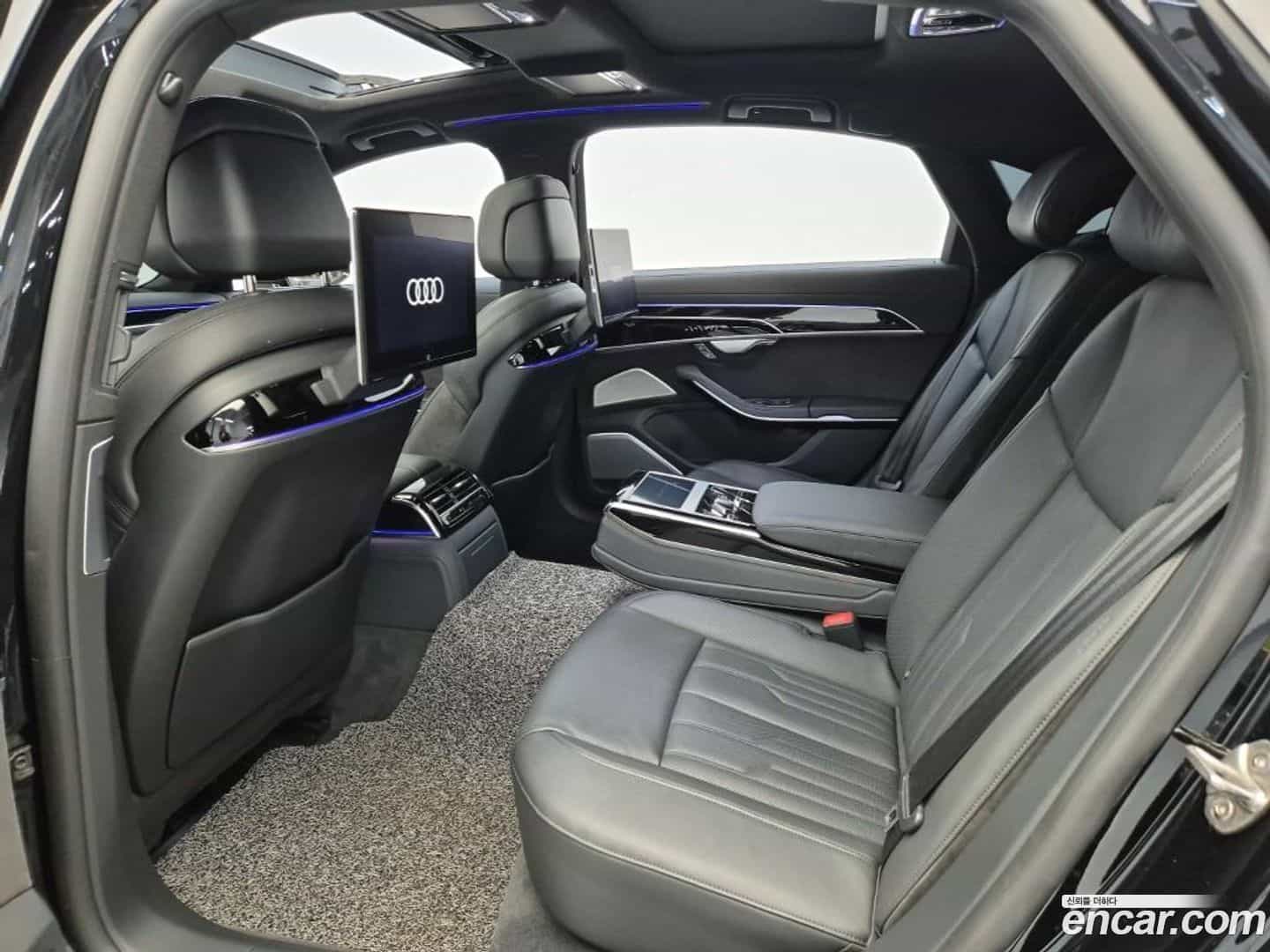 A8 Audi 2021.11-OPTION-016