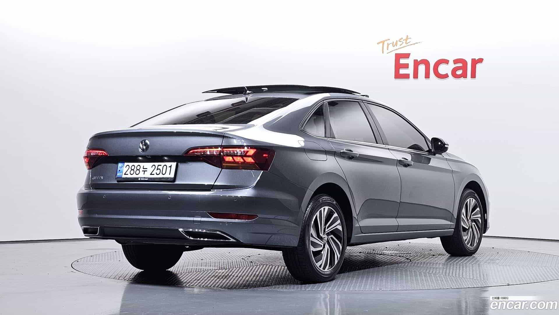 Jetta Volkswagen 2021.1-OUTER-002