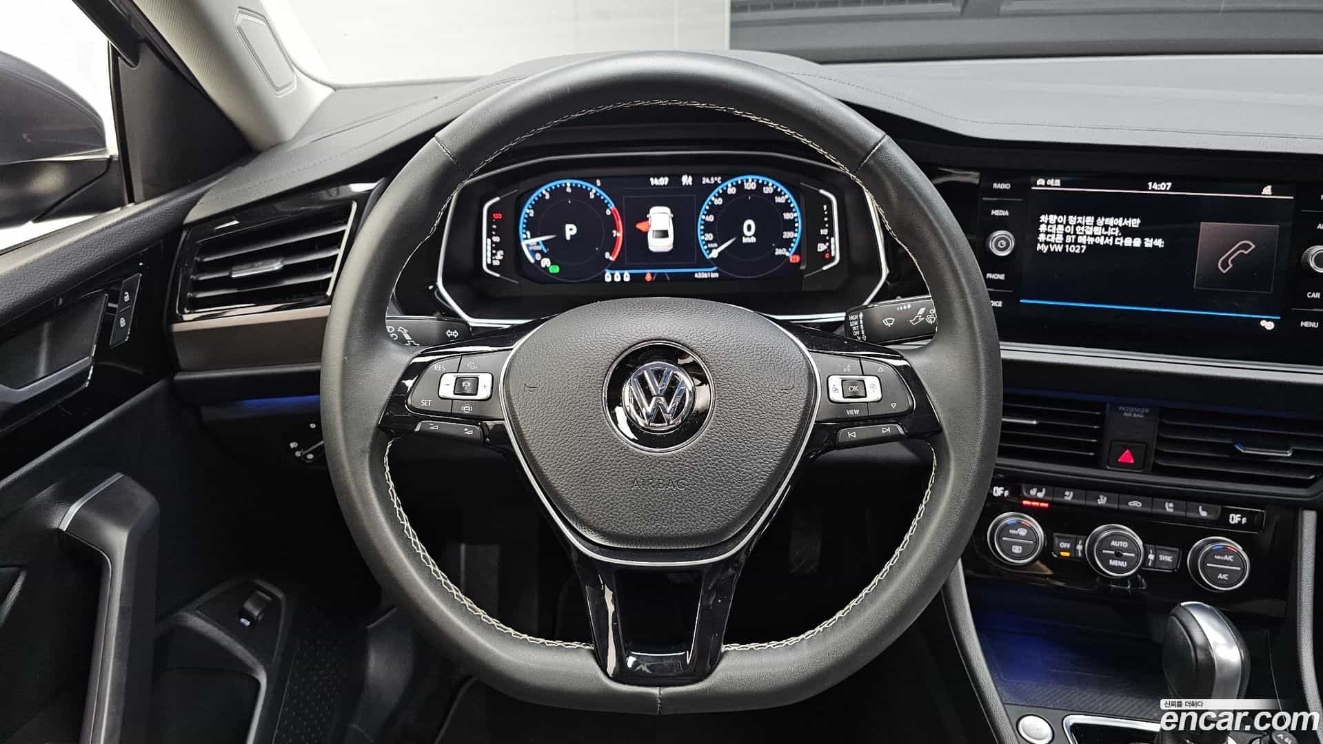 Jetta Volkswagen 2021.1-OPTION-017