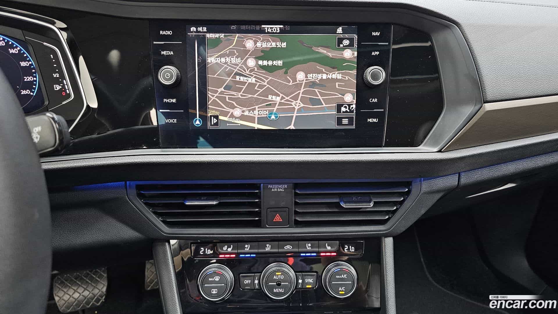 Jetta Volkswagen 2021.1-OPTION-018