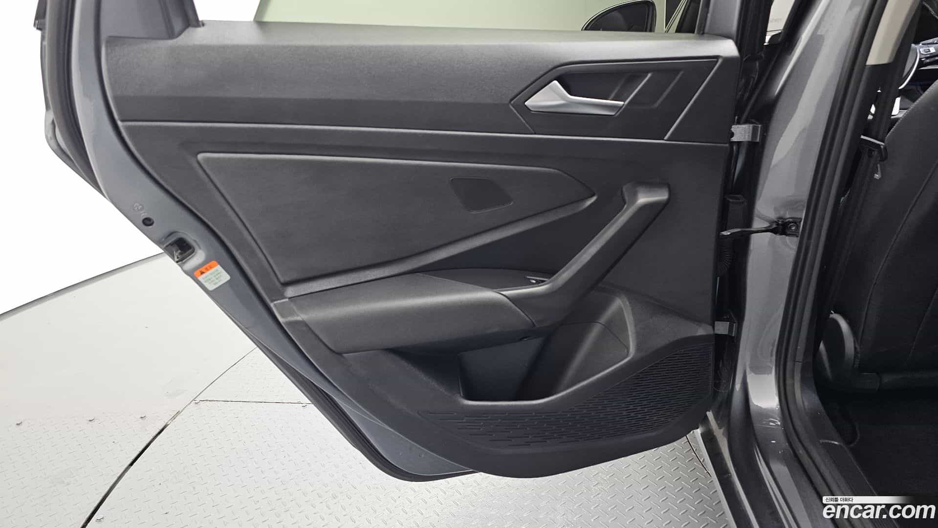 Jetta Volkswagen 2021.1-INNER-035