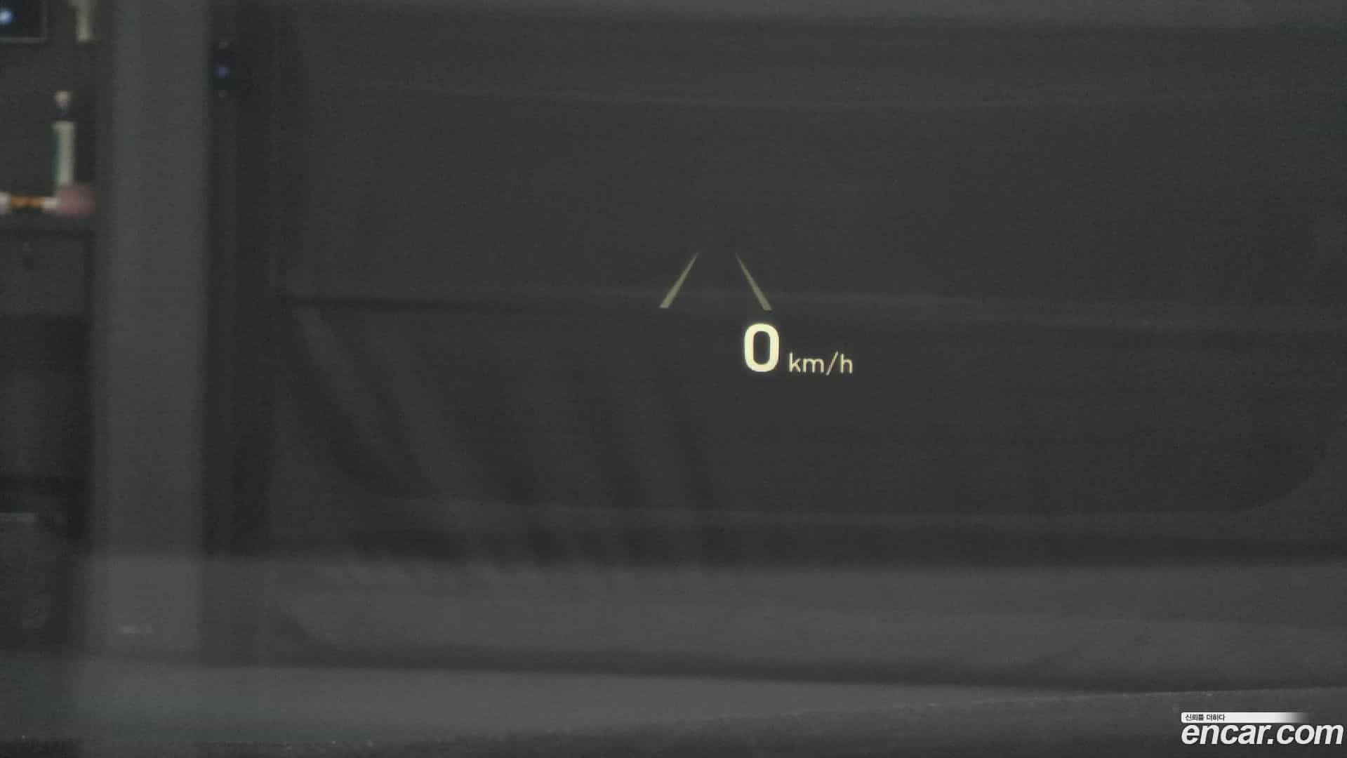 EQ900 Genesis 2016.1-OPTION-020