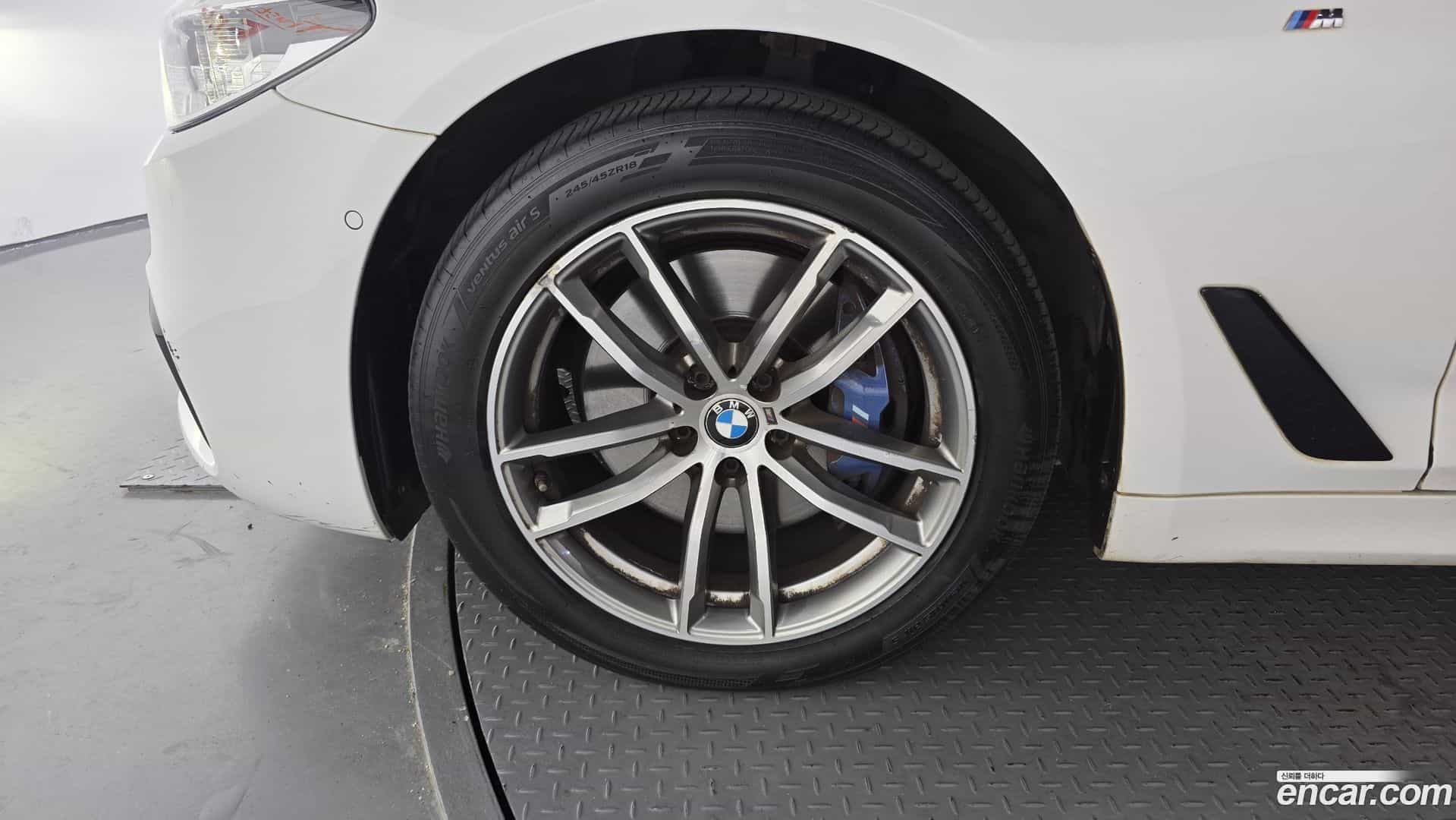 5-Series BMW 2017.8-OUTER-005