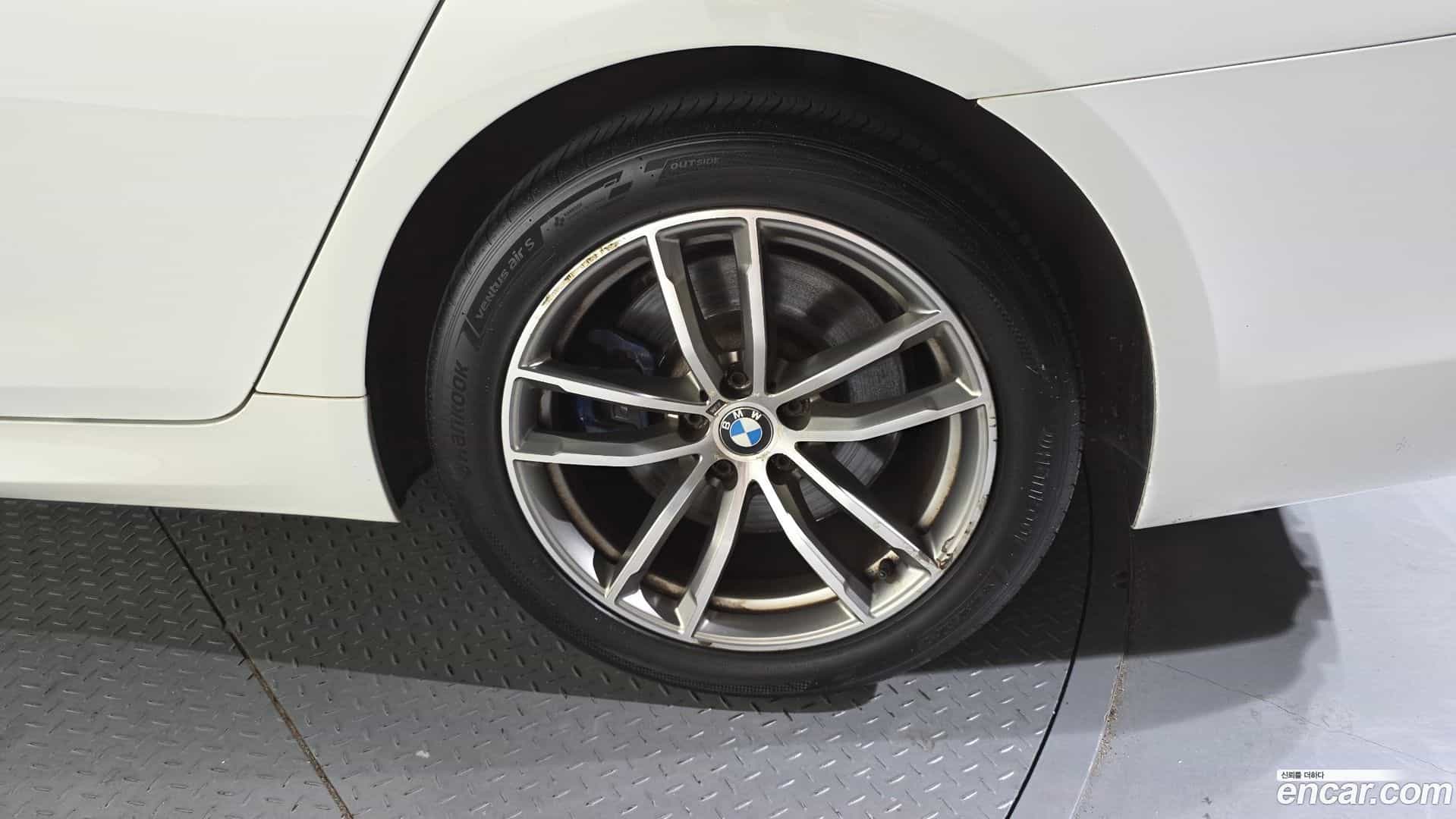 5-Series BMW 2017.8-OUTER-031