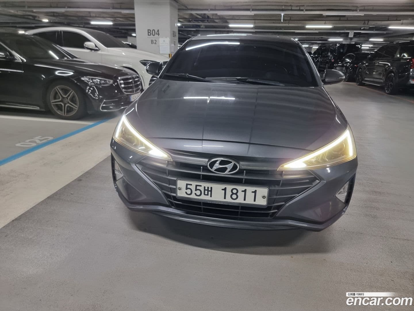 Main__Slider__Photo:AVANTE Hyundai 2018.9-0