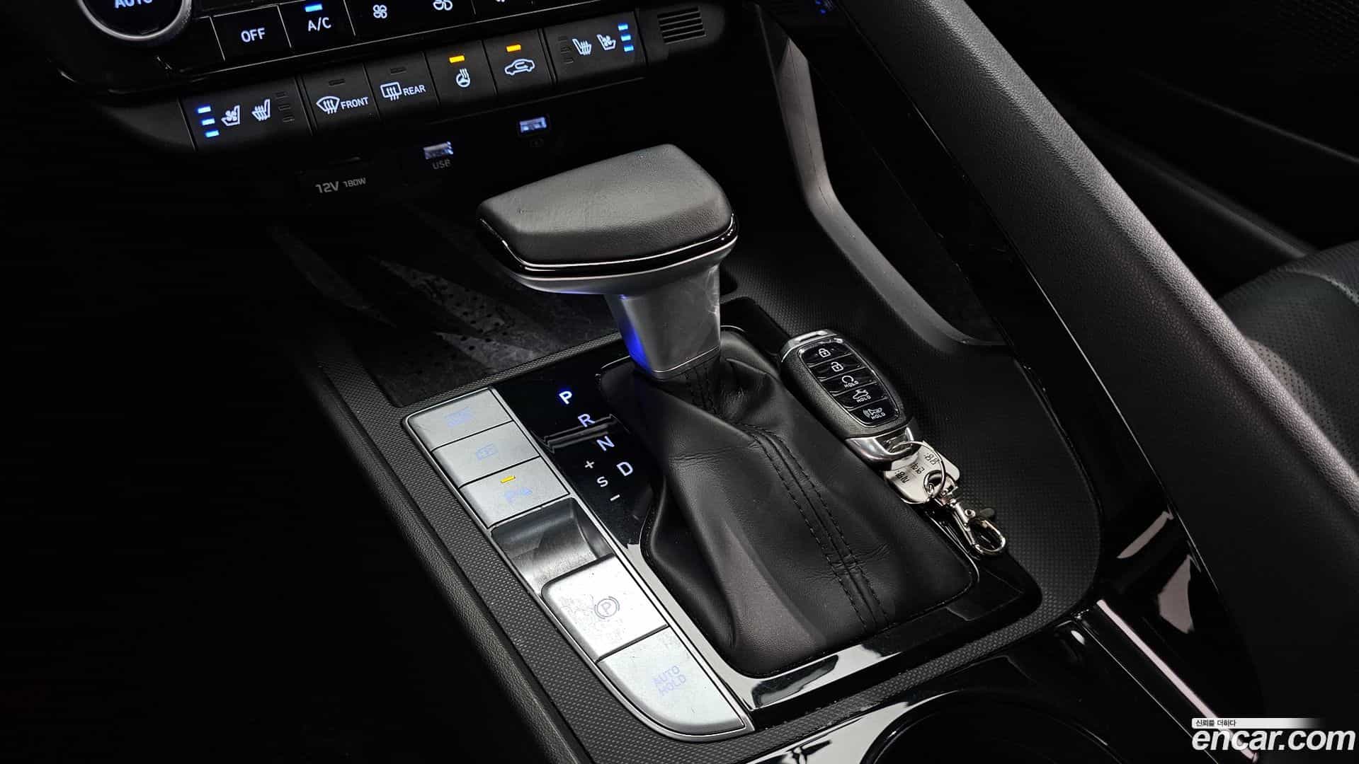 AVANTE Hyundai 2020.3-INNER-009