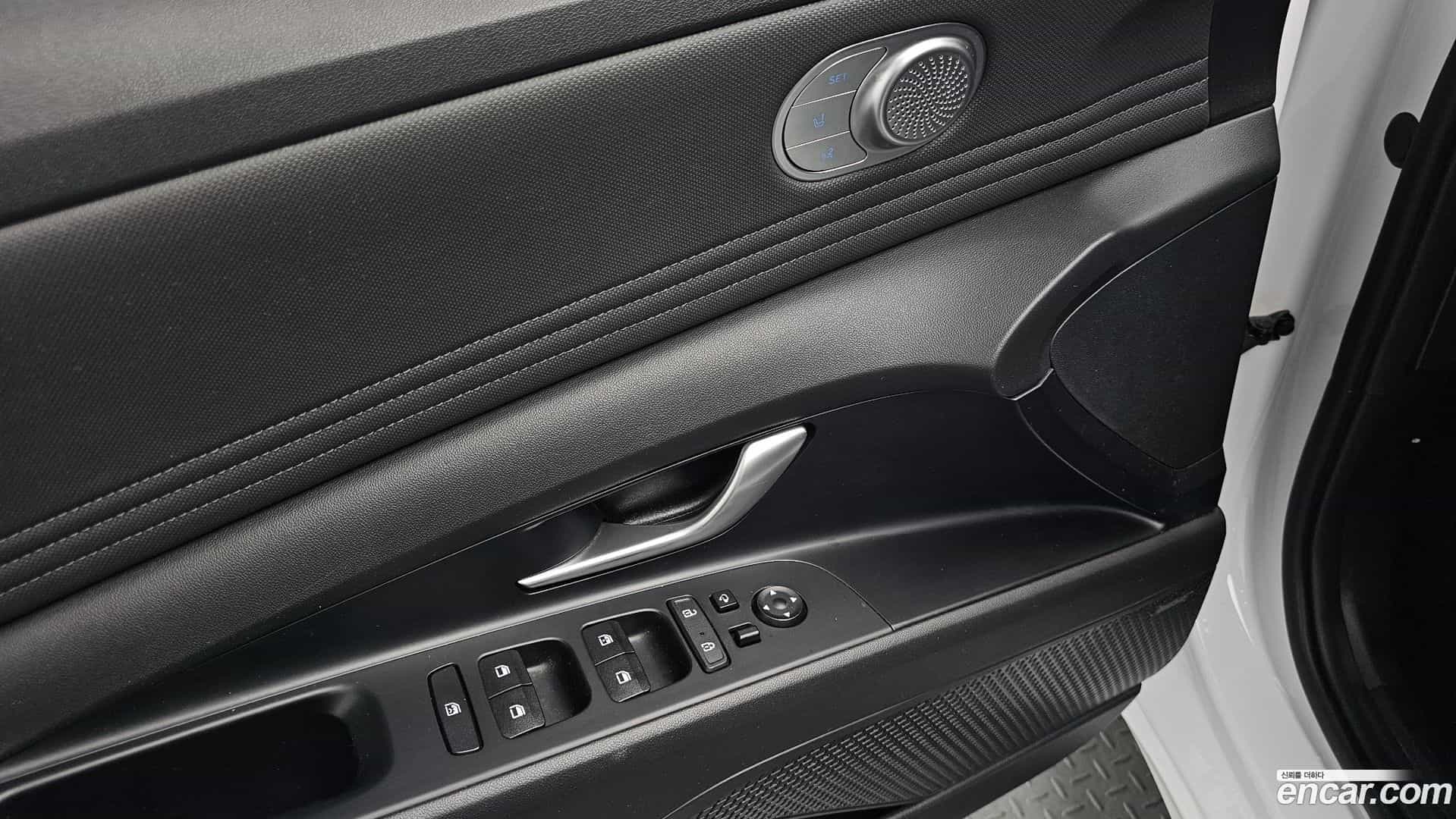 AVANTE Hyundai 2020.3-OPTION-021