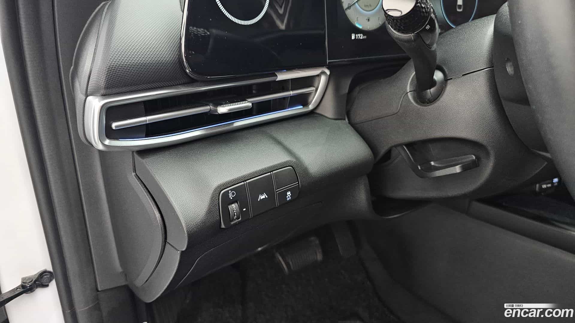 AVANTE Hyundai 2020.3-OPTION-022