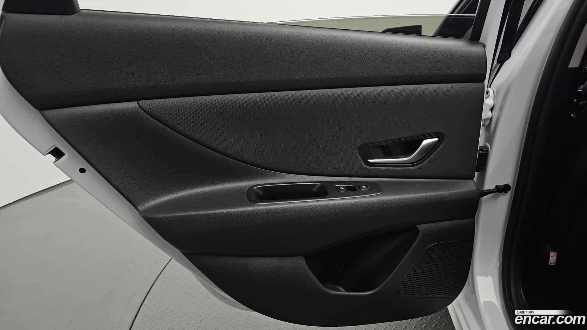AVANTE Hyundai 2020.3-INNER-035