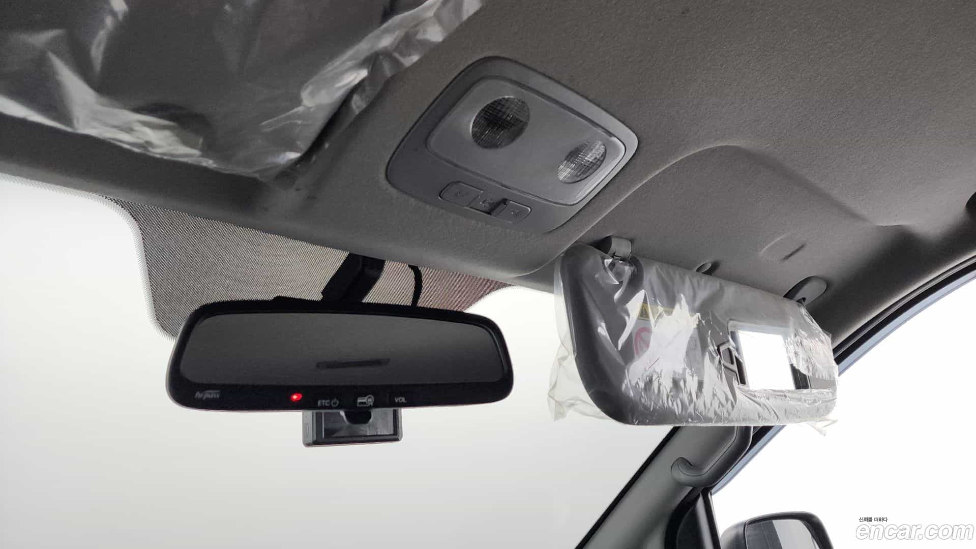 Starex Hyundai 2021.2-OPTION-021