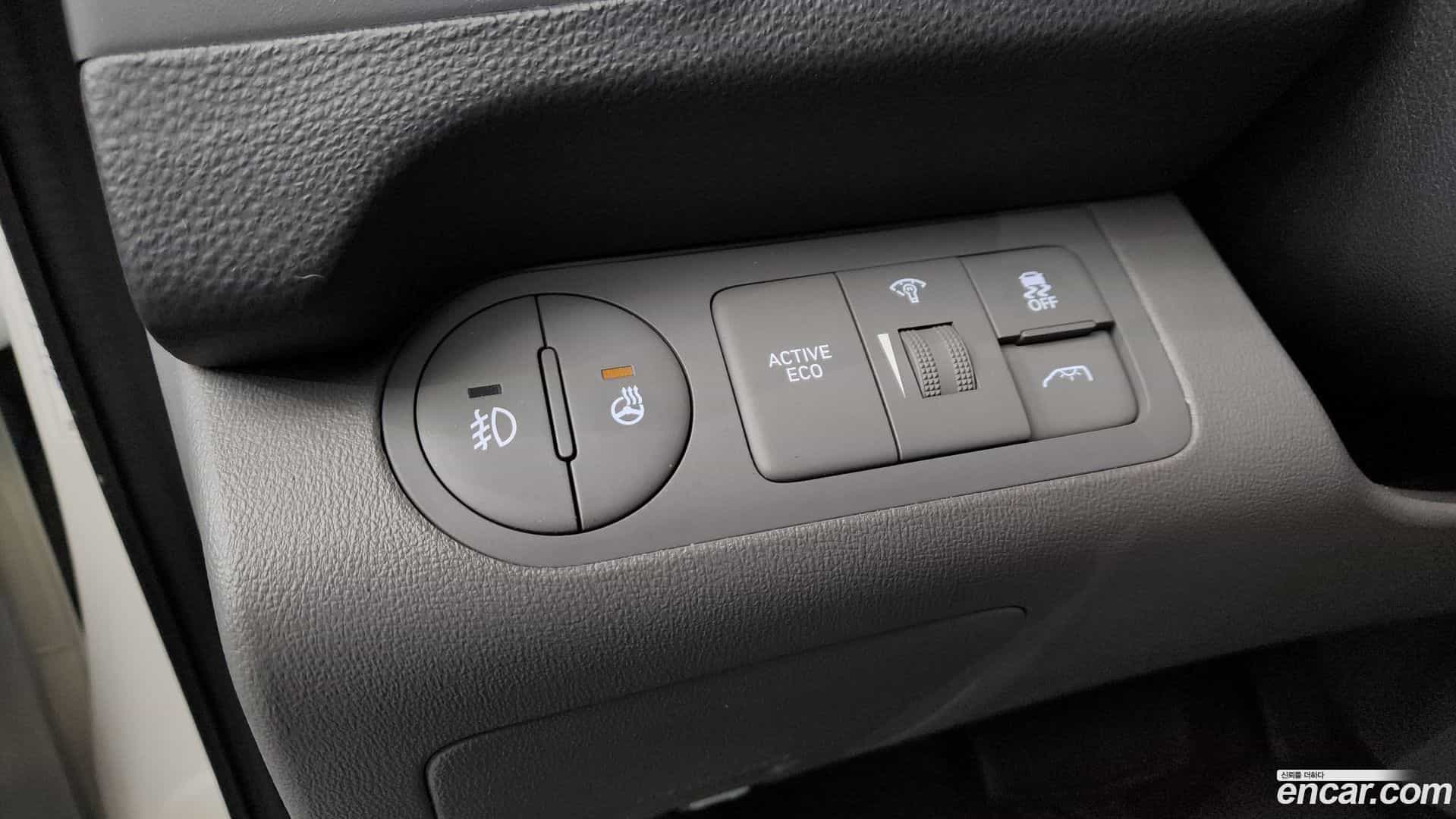 Starex Hyundai 2021.2-OPTION-023