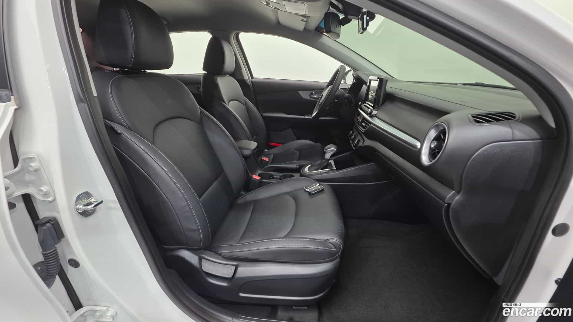 K3 Kia 2021.5-INNER-010