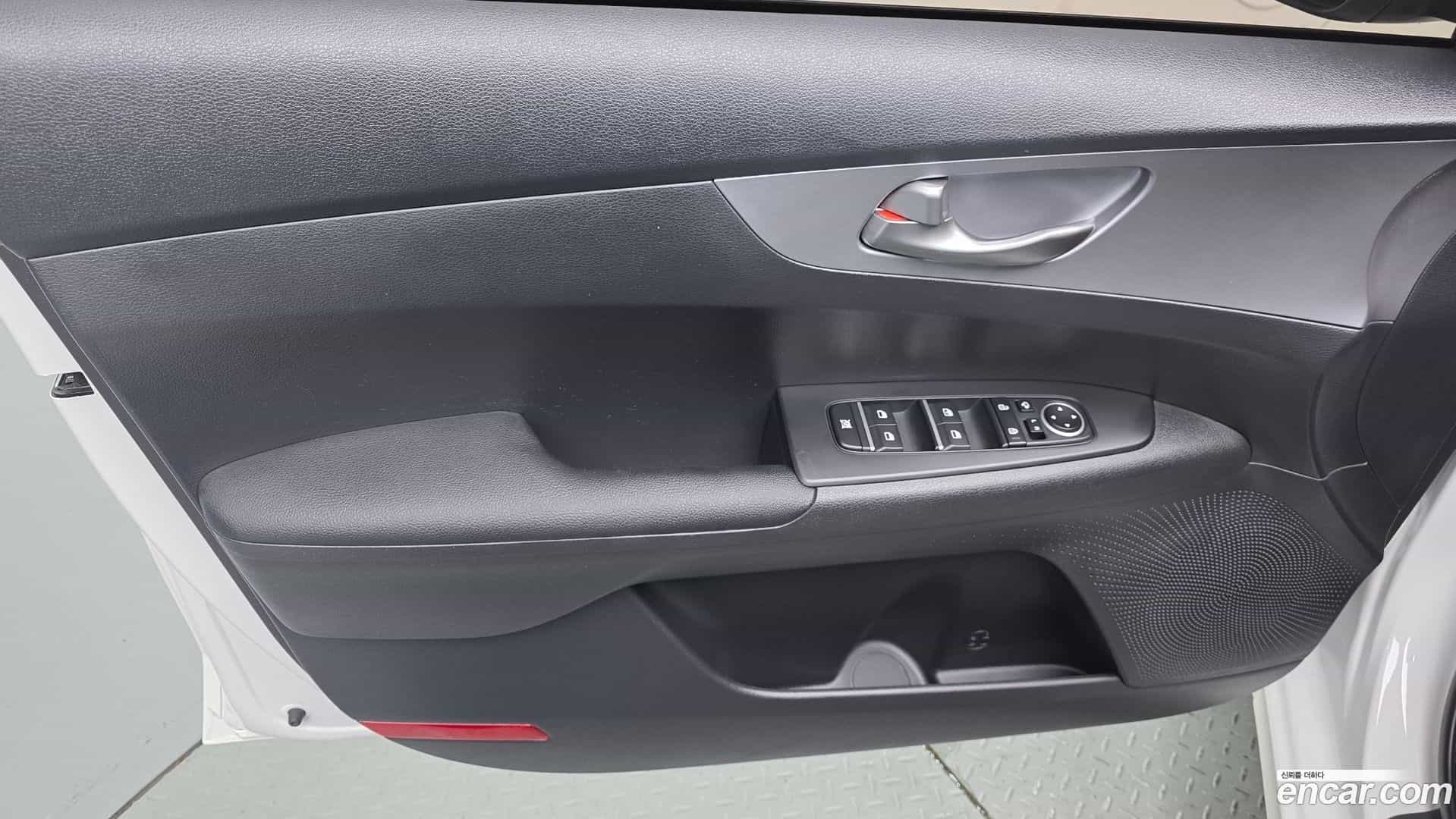 K3 Kia 2021.5-INNER-034
