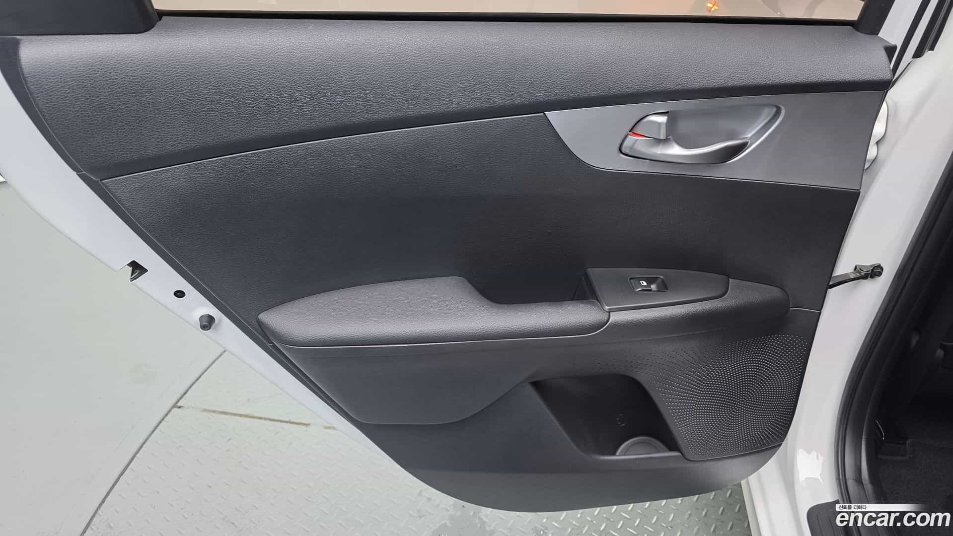 K3 Kia 2021.5-INNER-035