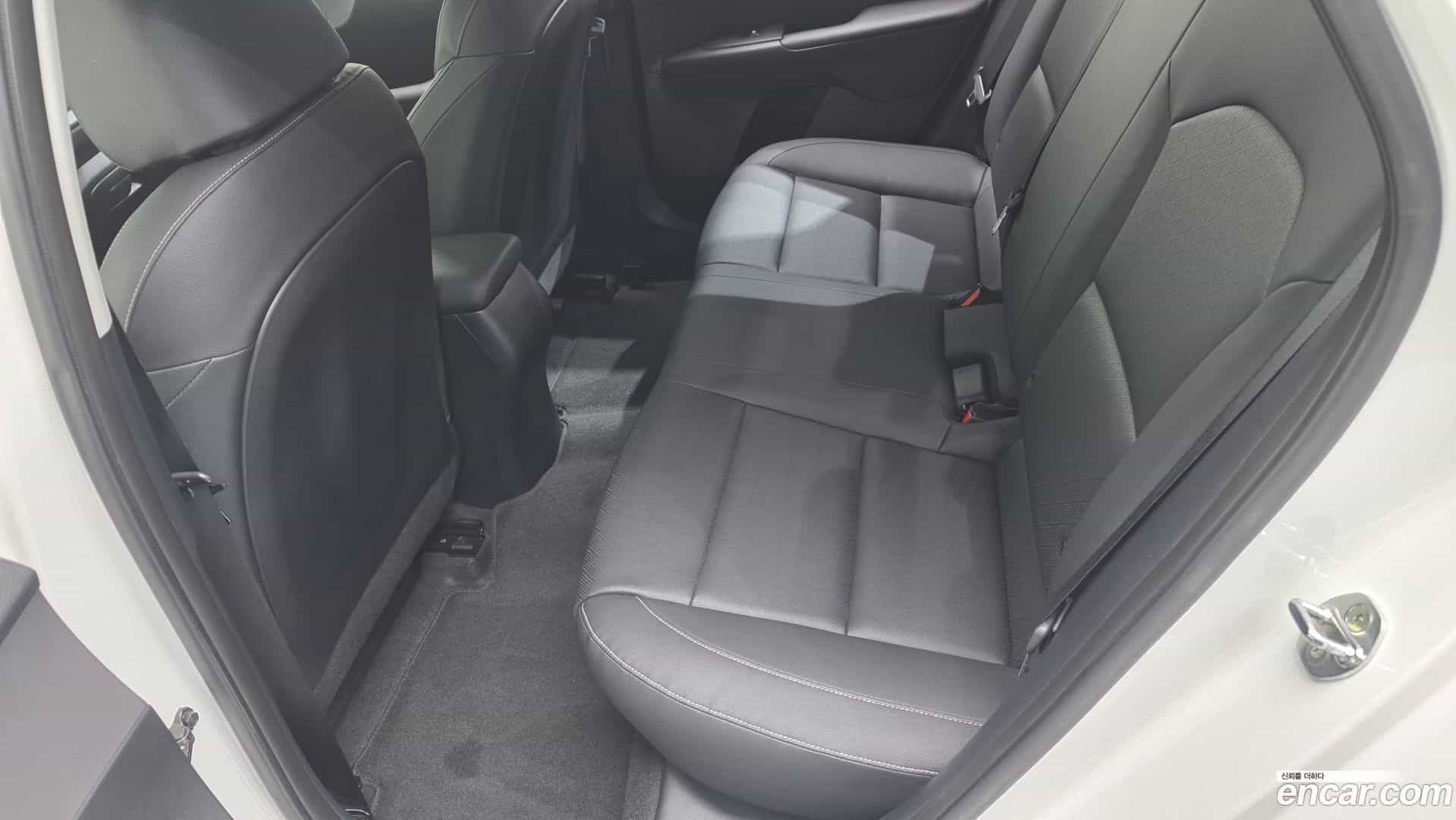 K3 Kia 2021.5-OPTION-041