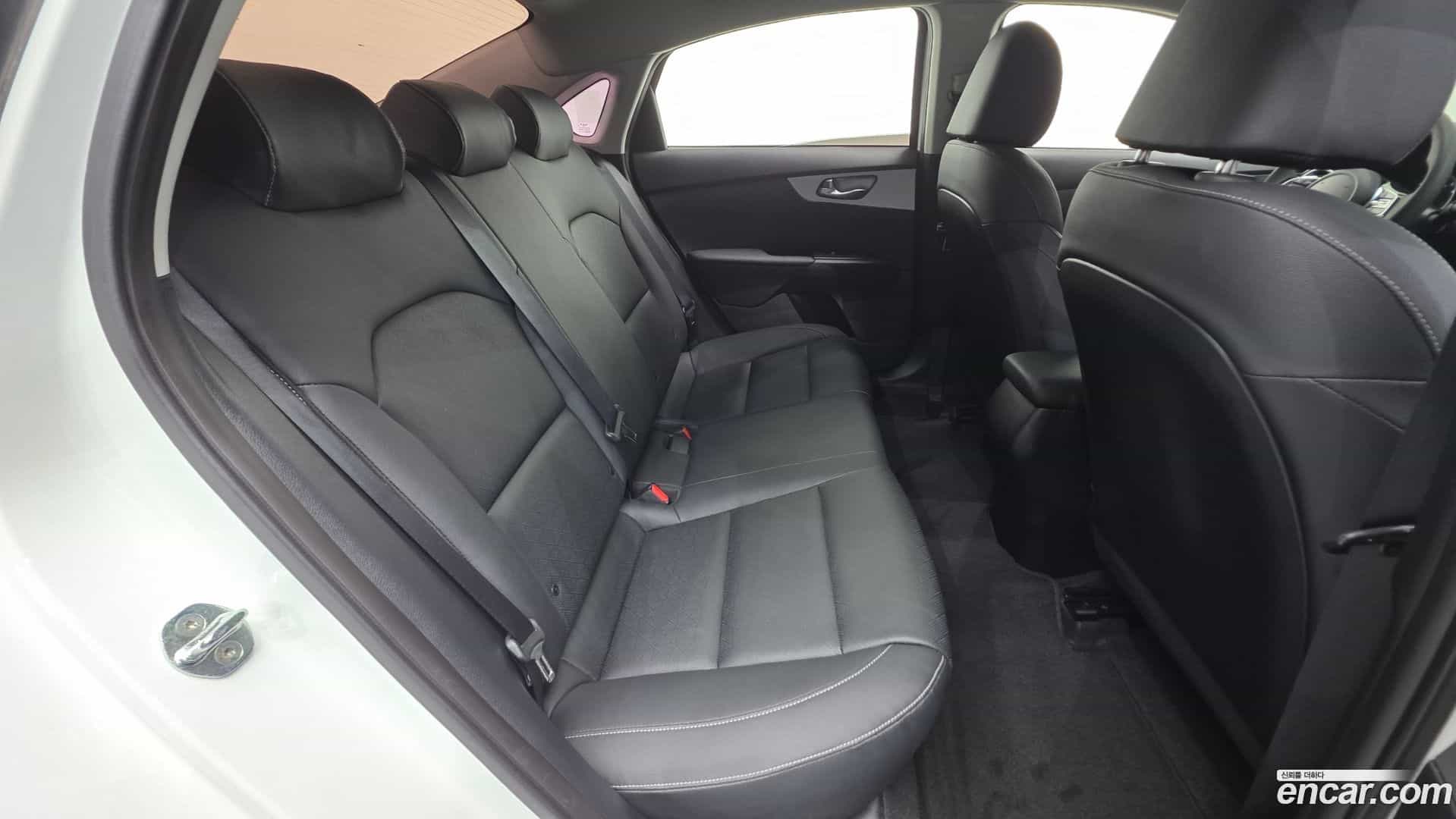 K3 Kia 2021.5-OPTION-042