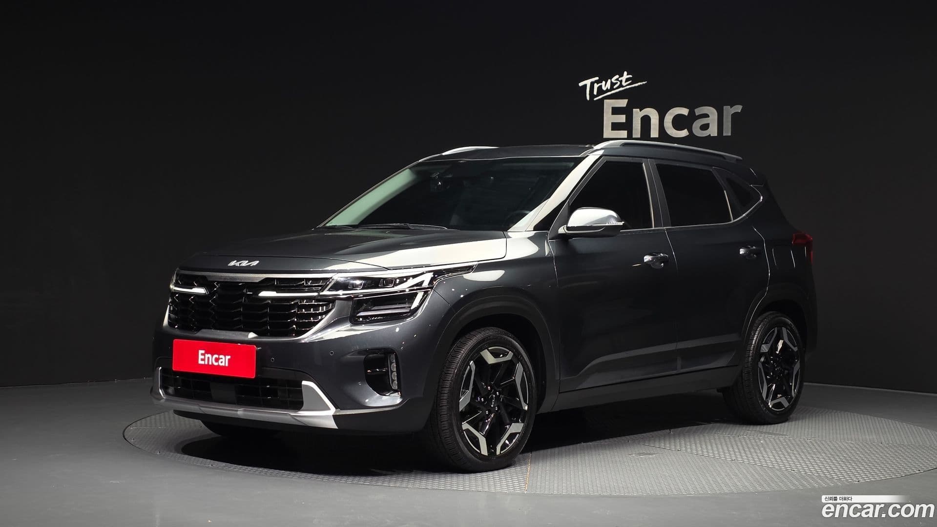 Main__Slider__Photo:Seltos Kia 2023.3-0