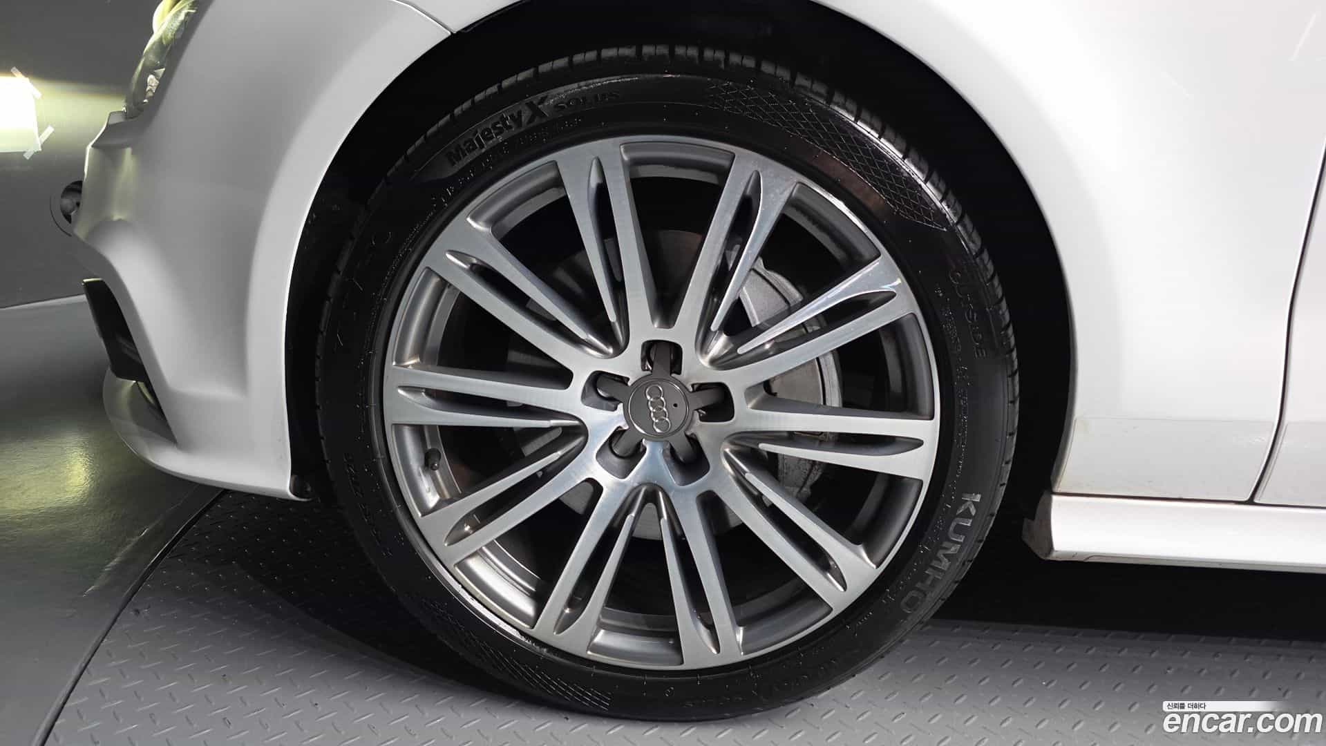 A7 Audi 2014.8-OUTER-005