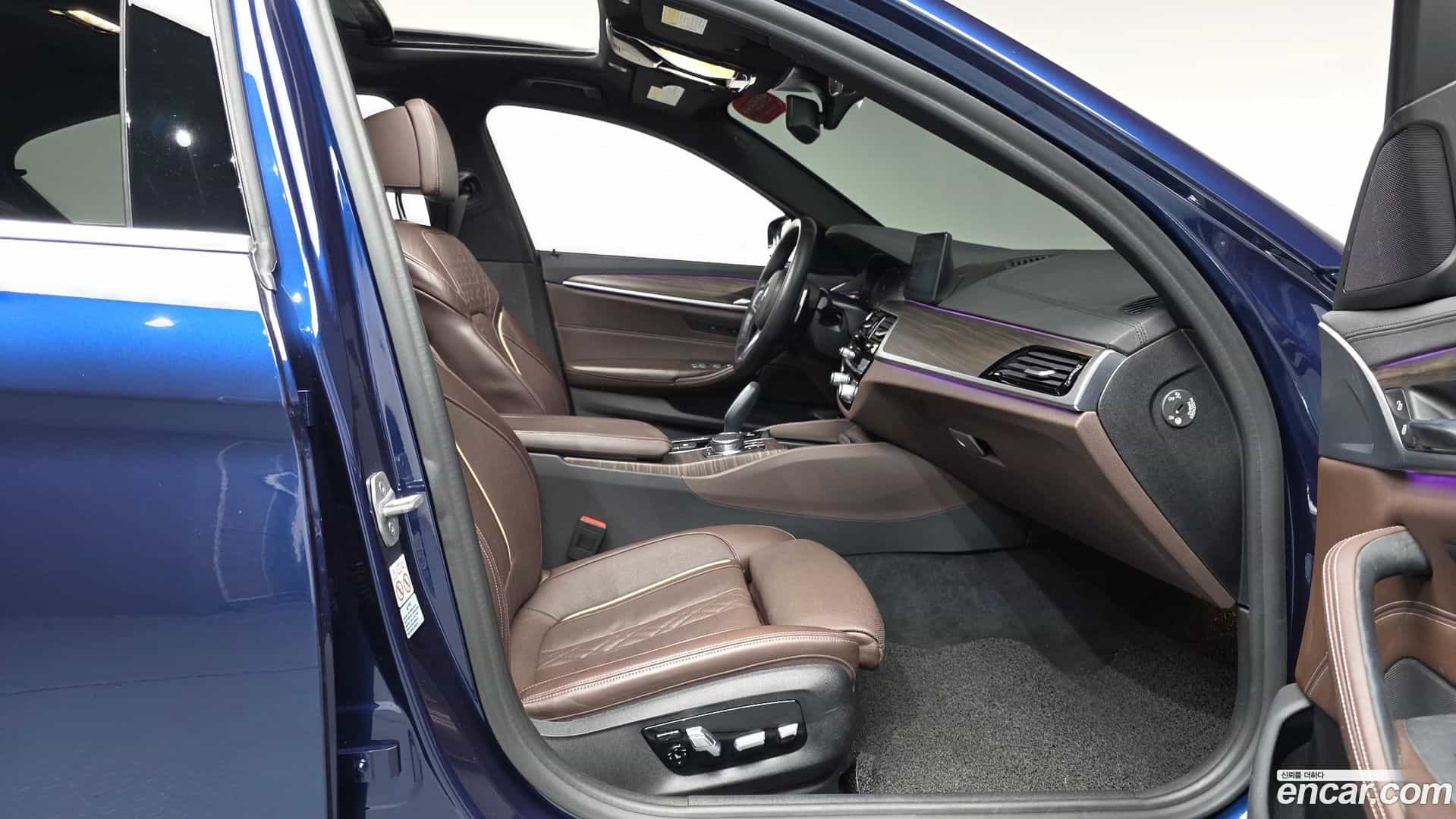 5-Series BMW 2019.11-INNER-036