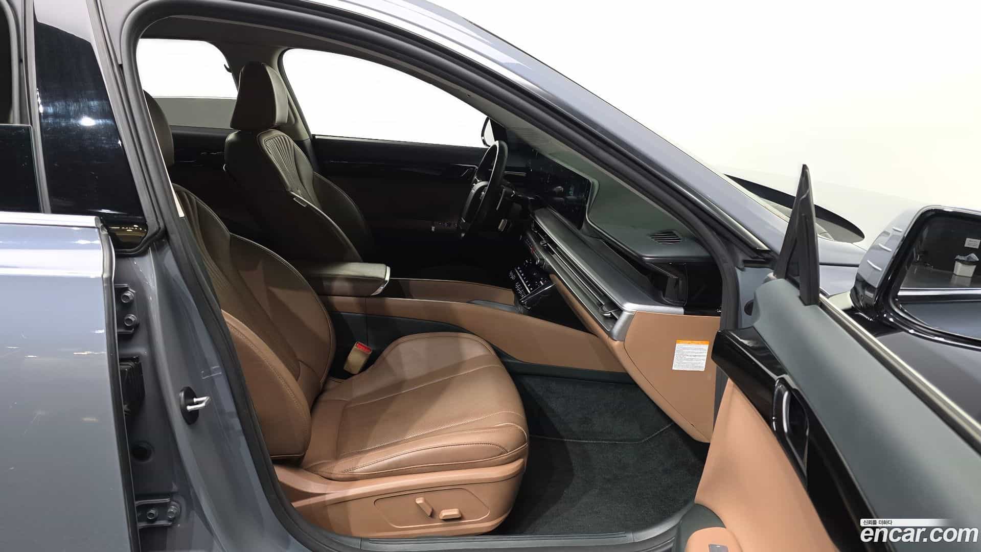 Grandeur Hyundai 2023.10-OPTION-015