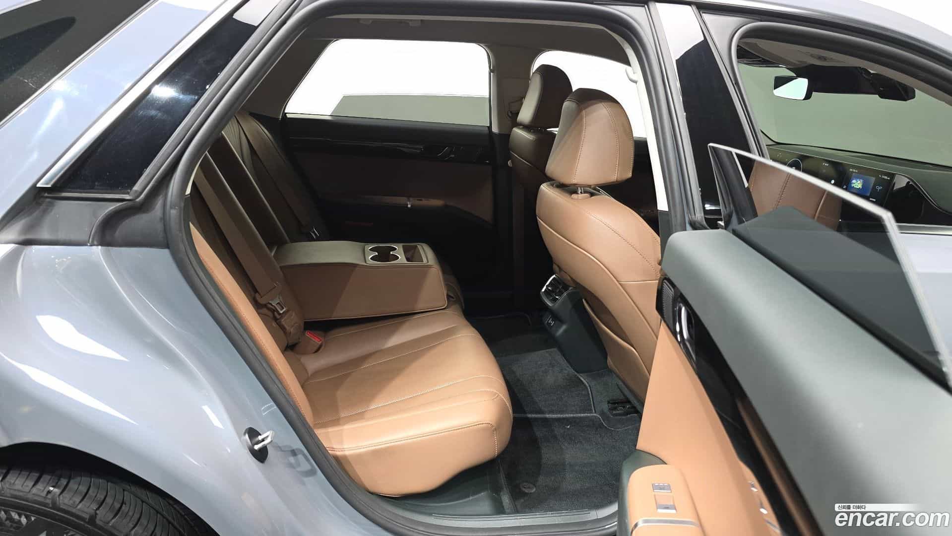 Grandeur Hyundai 2023.10-OPTION-016