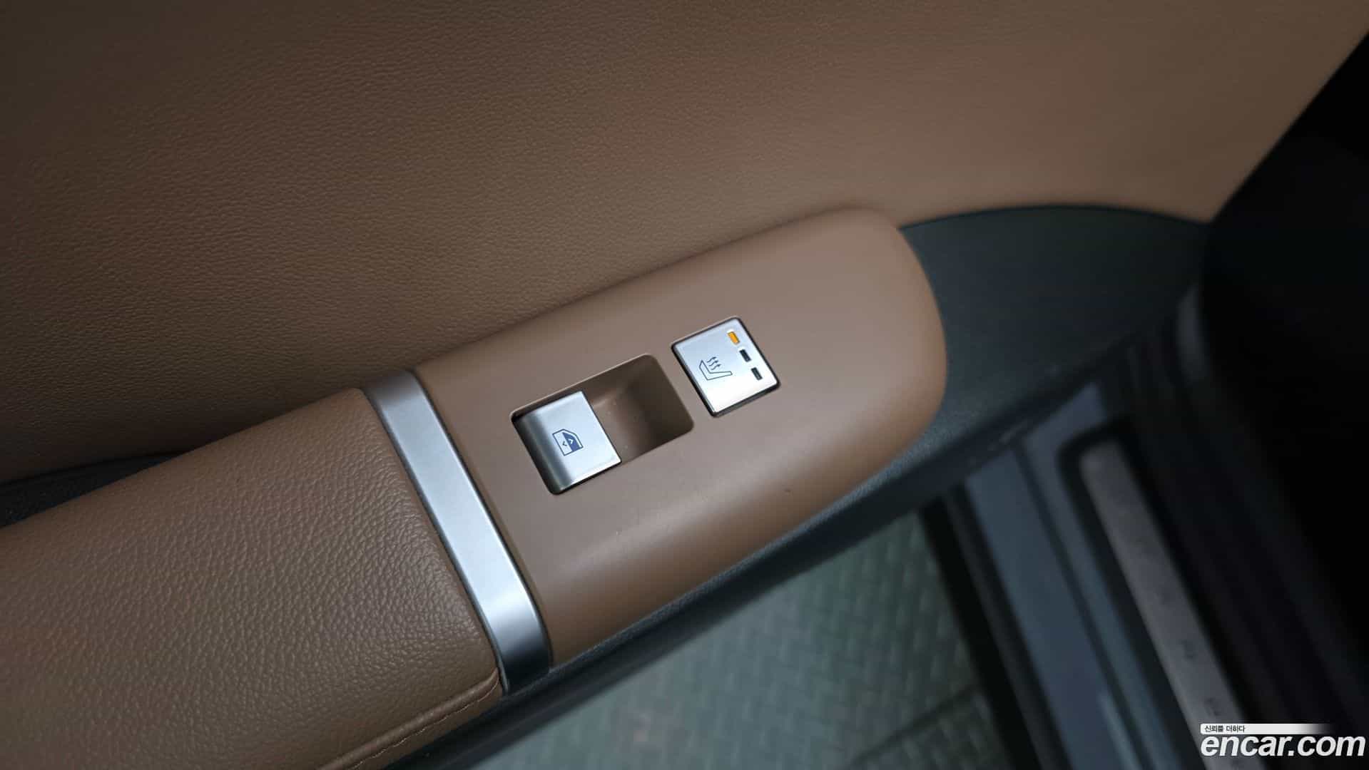 Grandeur Hyundai 2023.10-OPTION-023
