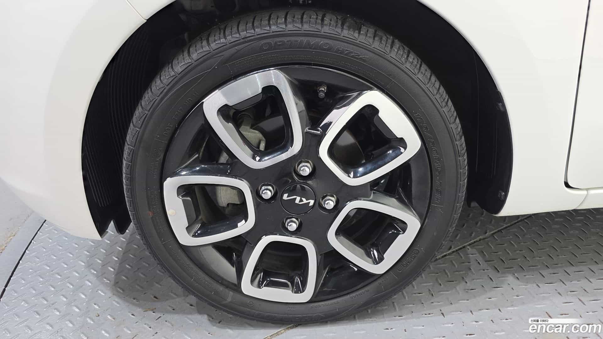 RAY Kia 2022.3-OUTER-005
